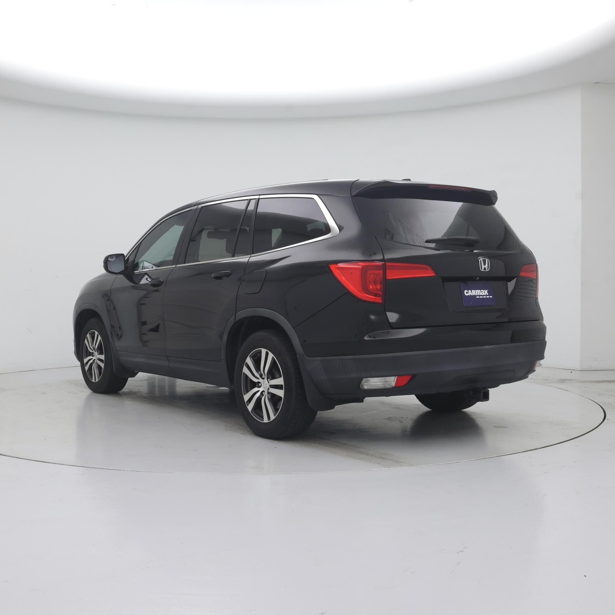Thumbnail: 2016 Honda Pilot - 2