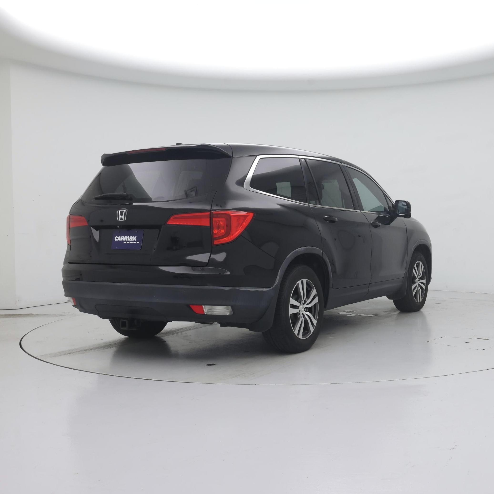 Thumbnail: 2016 Honda Pilot - 8