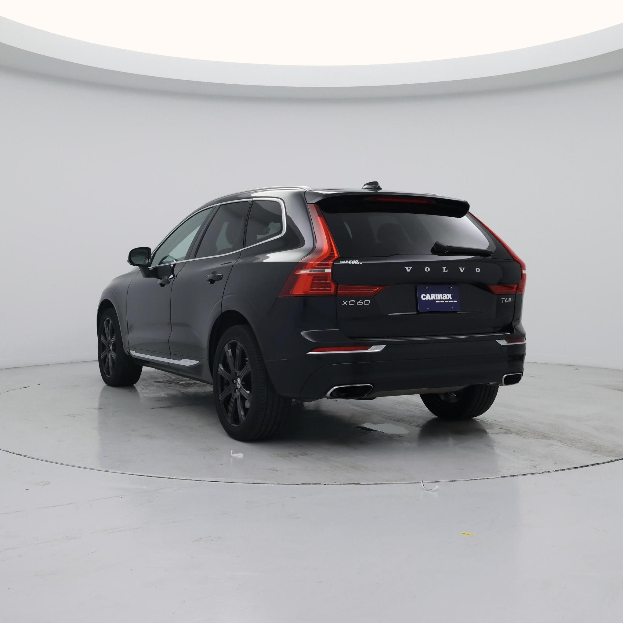 Thumbnail: 2018 Volvo XC60 - 2