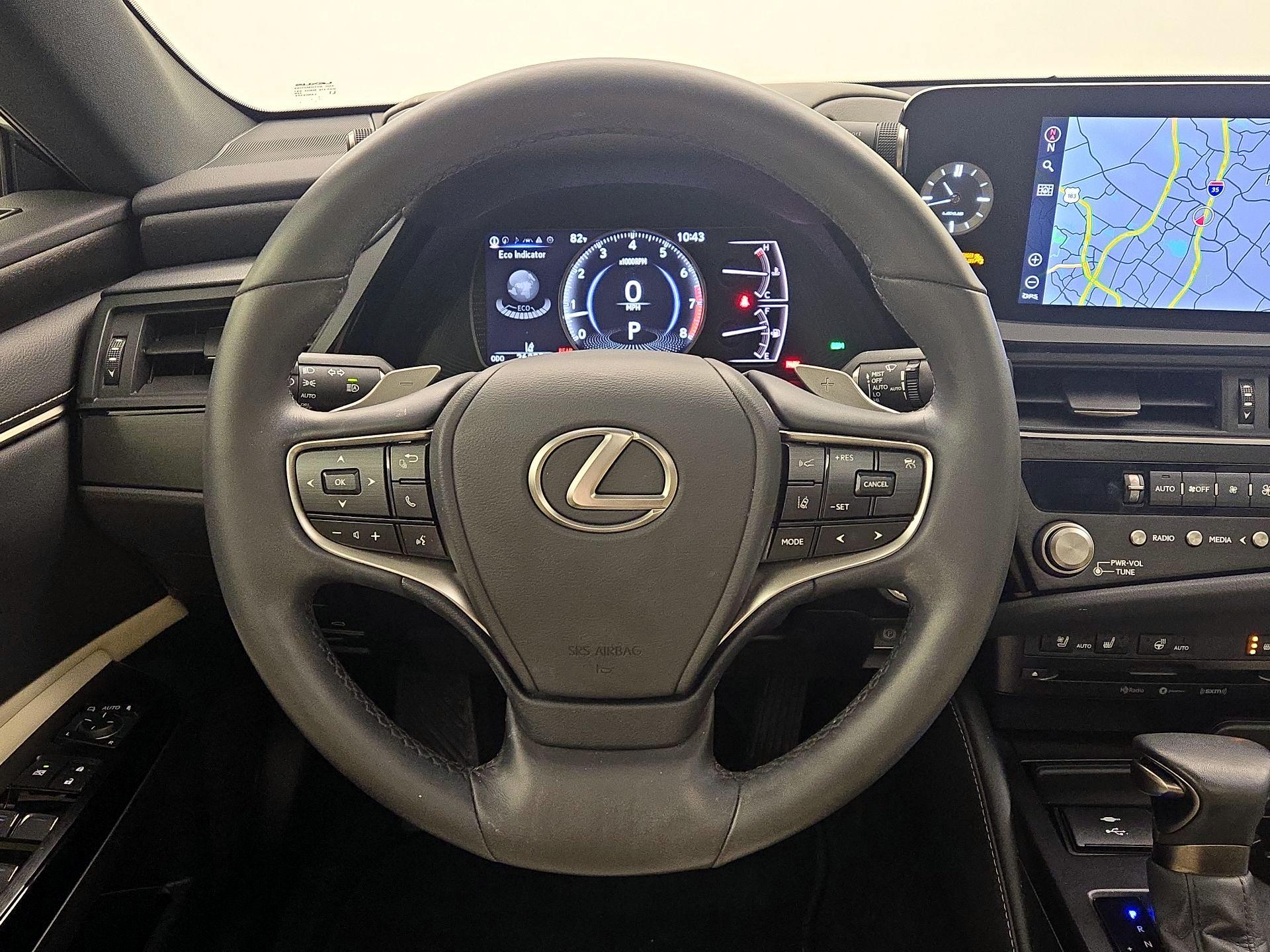 Thumbnail: 2022 Lexus ES - 10