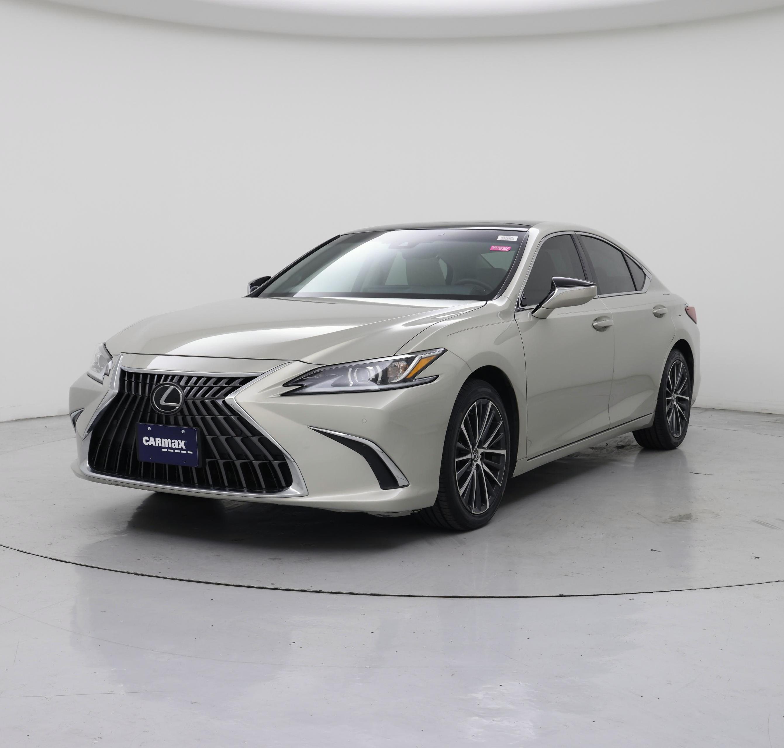 Thumbnail: 2022 Lexus ES - 4