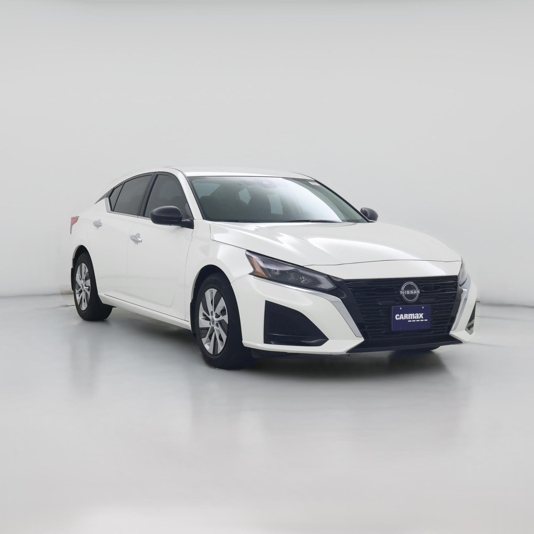 Thumbnail: 2024 Nissan Altima - 1