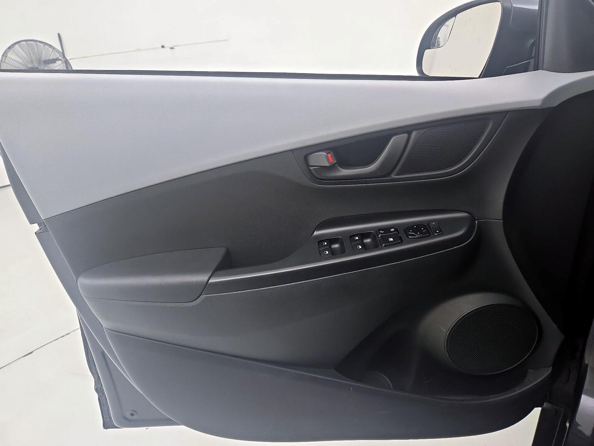 Thumbnail: 2019 Hyundai Kona - 12