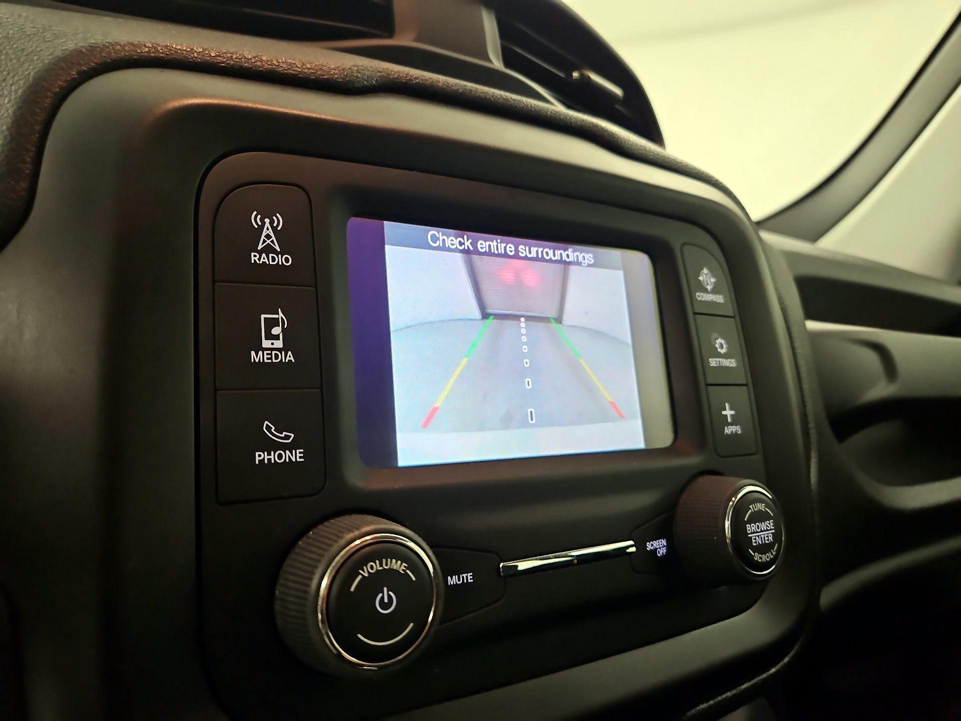 Thumbnail: 2020 Jeep Renegade - 12