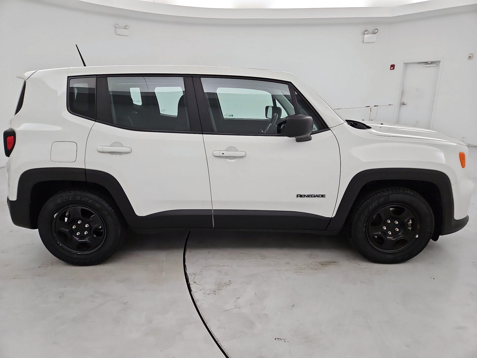 Thumbnail: 2020 Jeep Renegade - 4