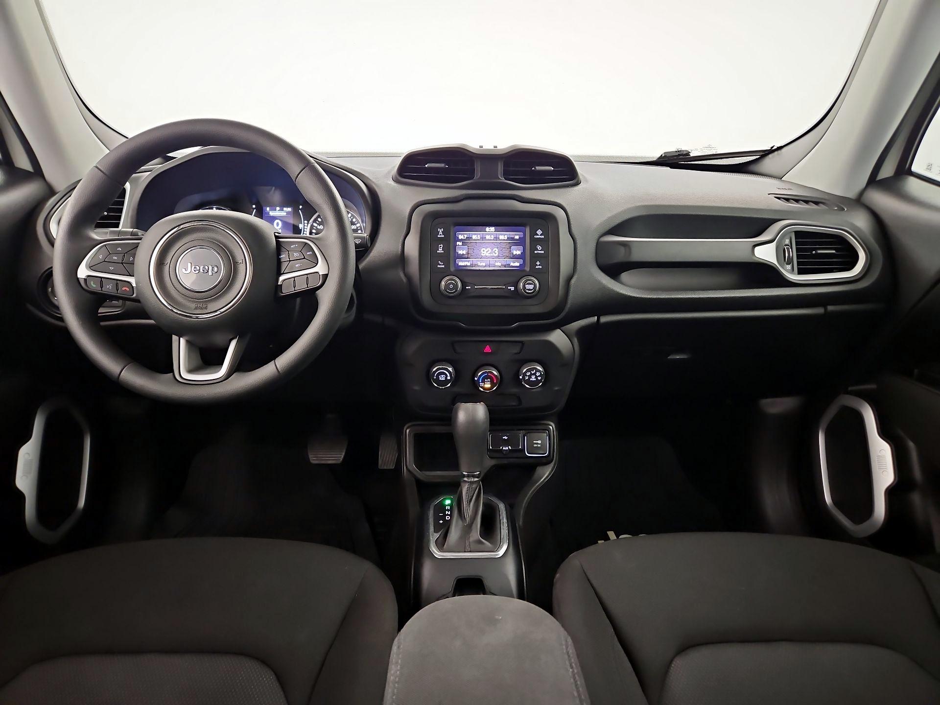 Thumbnail: 2020 Jeep Renegade - 8