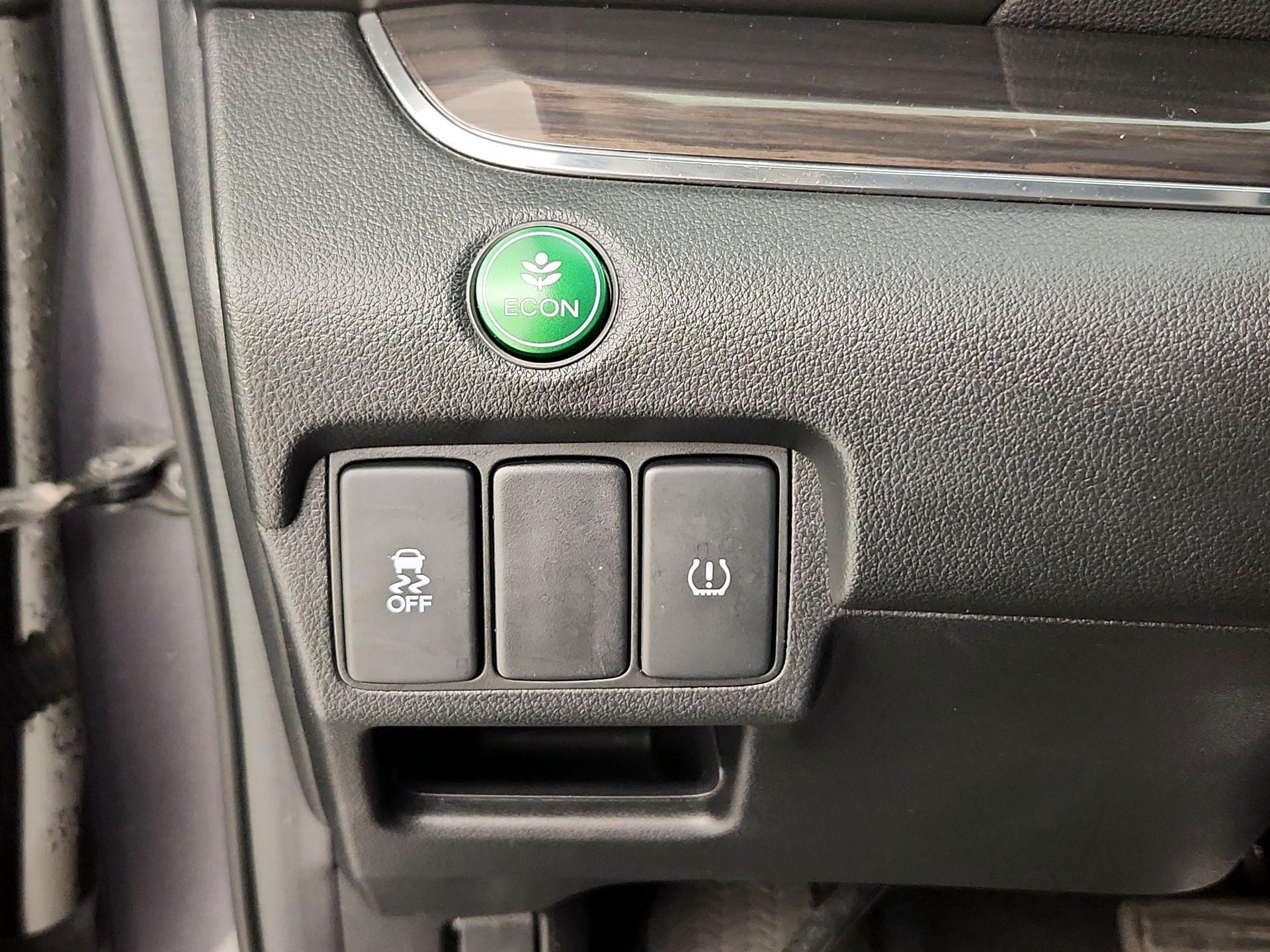Thumbnail: 2016 Honda CR-V - 13
