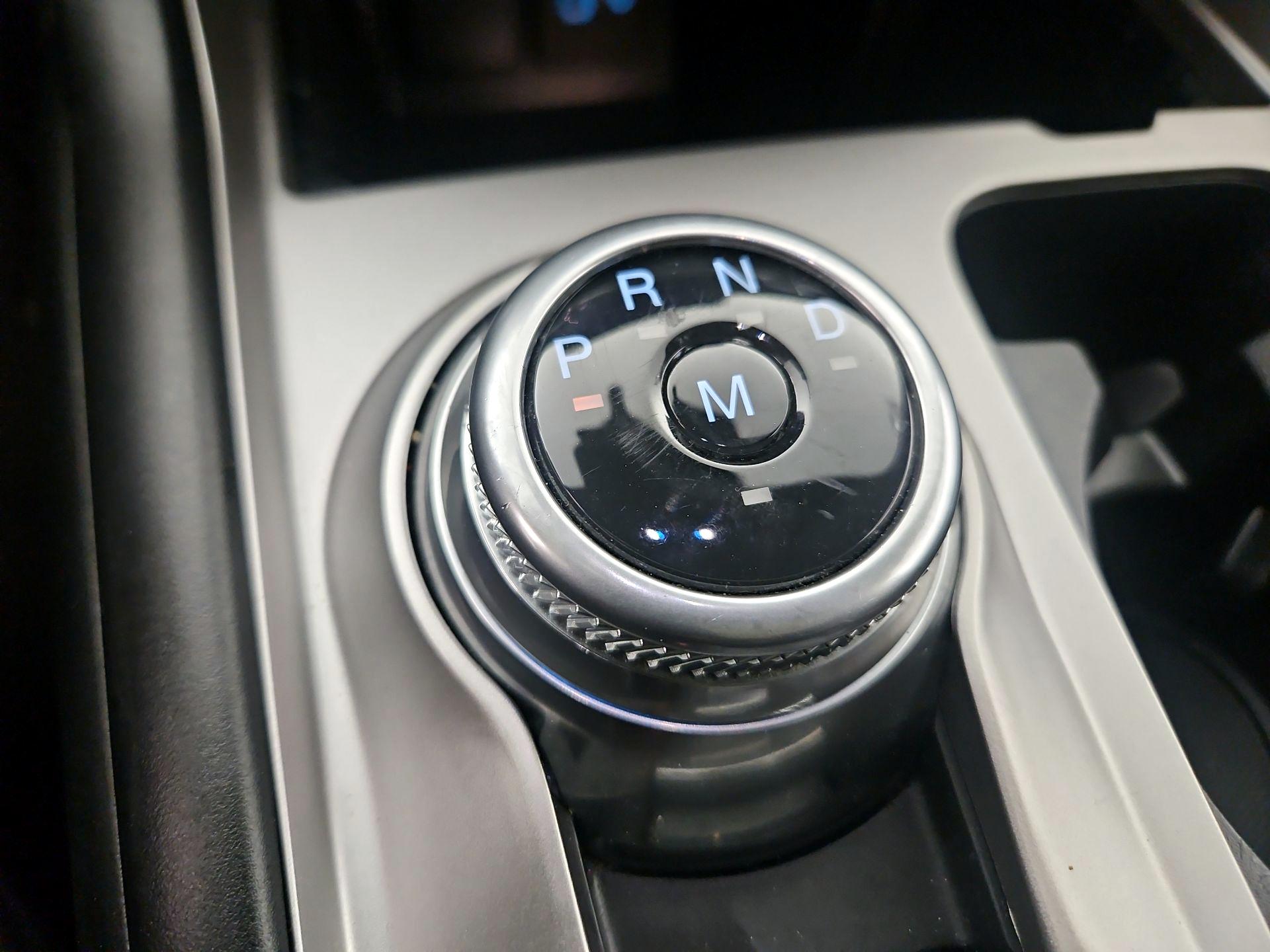Thumbnail: 2020 Ford Explorer - 17