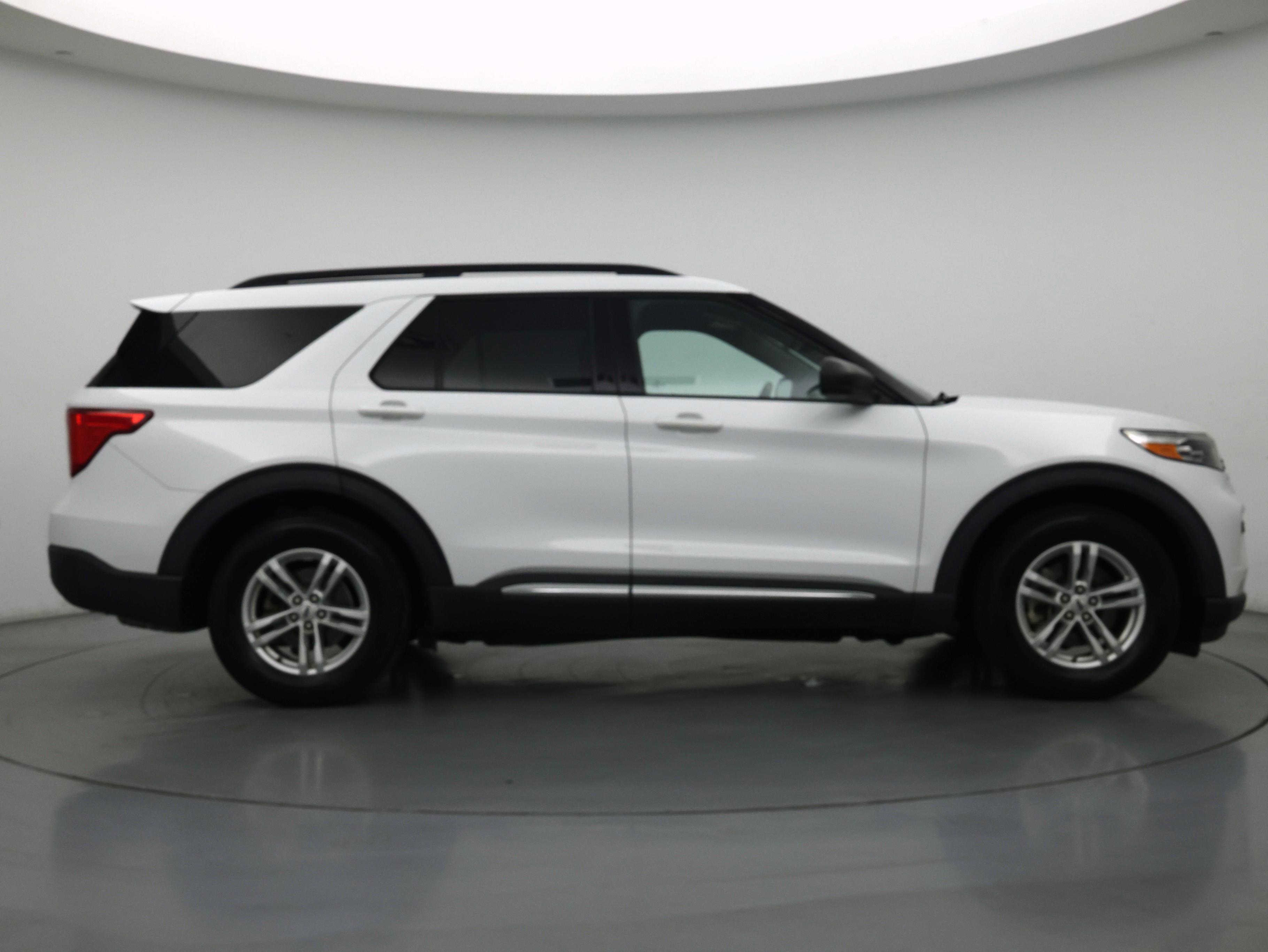 Thumbnail: 2020 Ford Explorer - 7