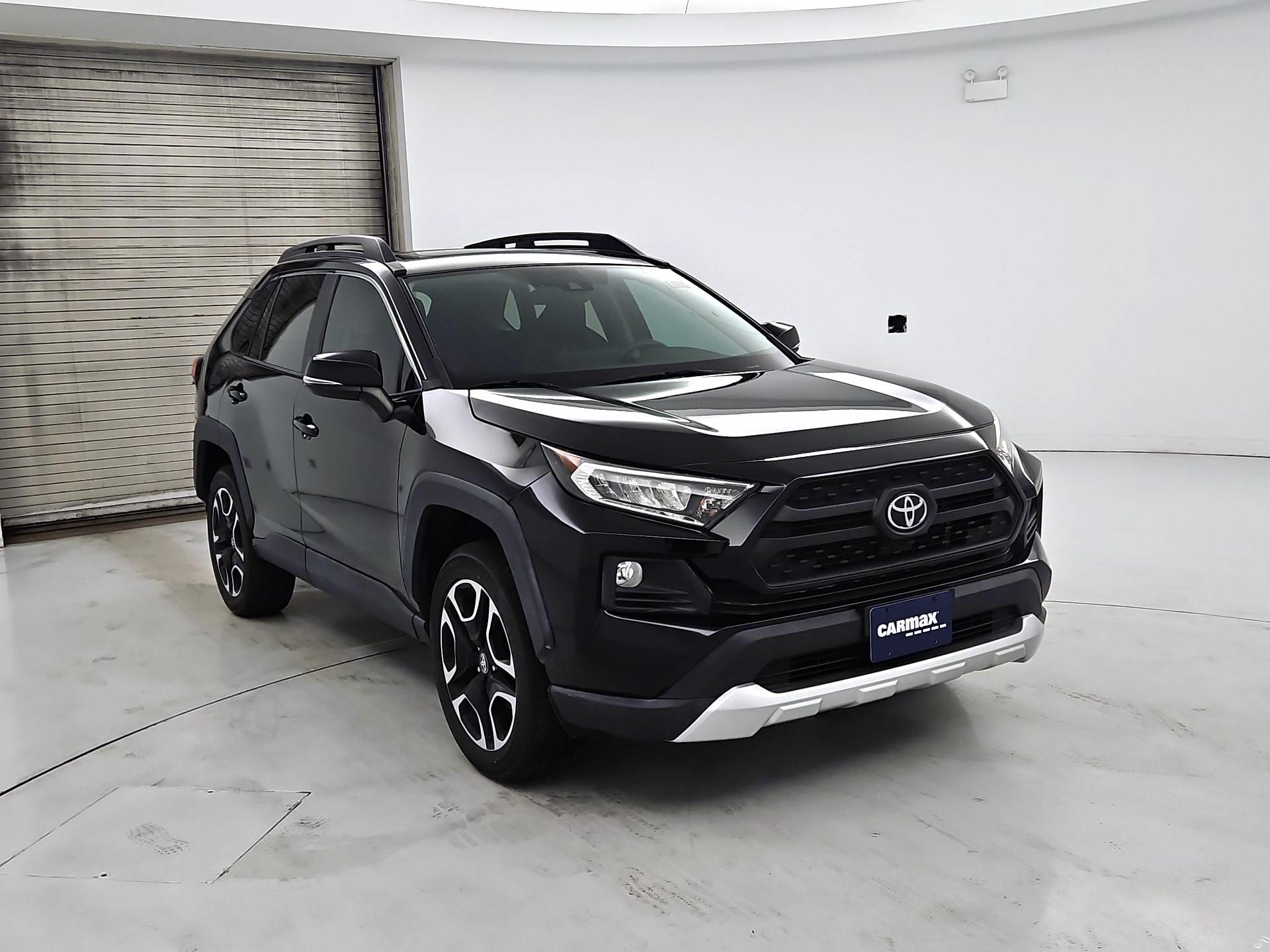Thumbnail: 2021 Toyota RAV4 - 1