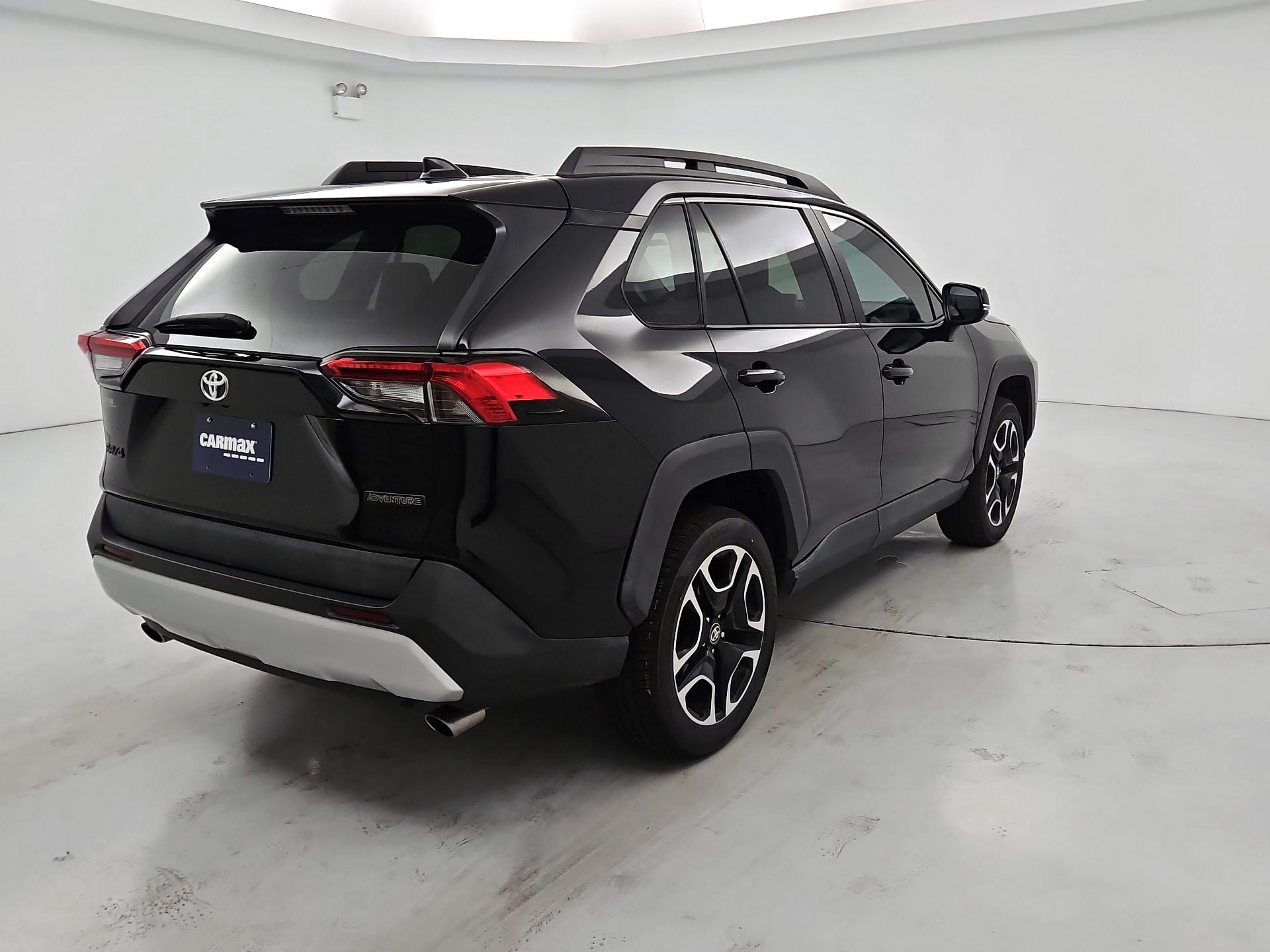 Thumbnail: 2021 Toyota RAV4 - 5