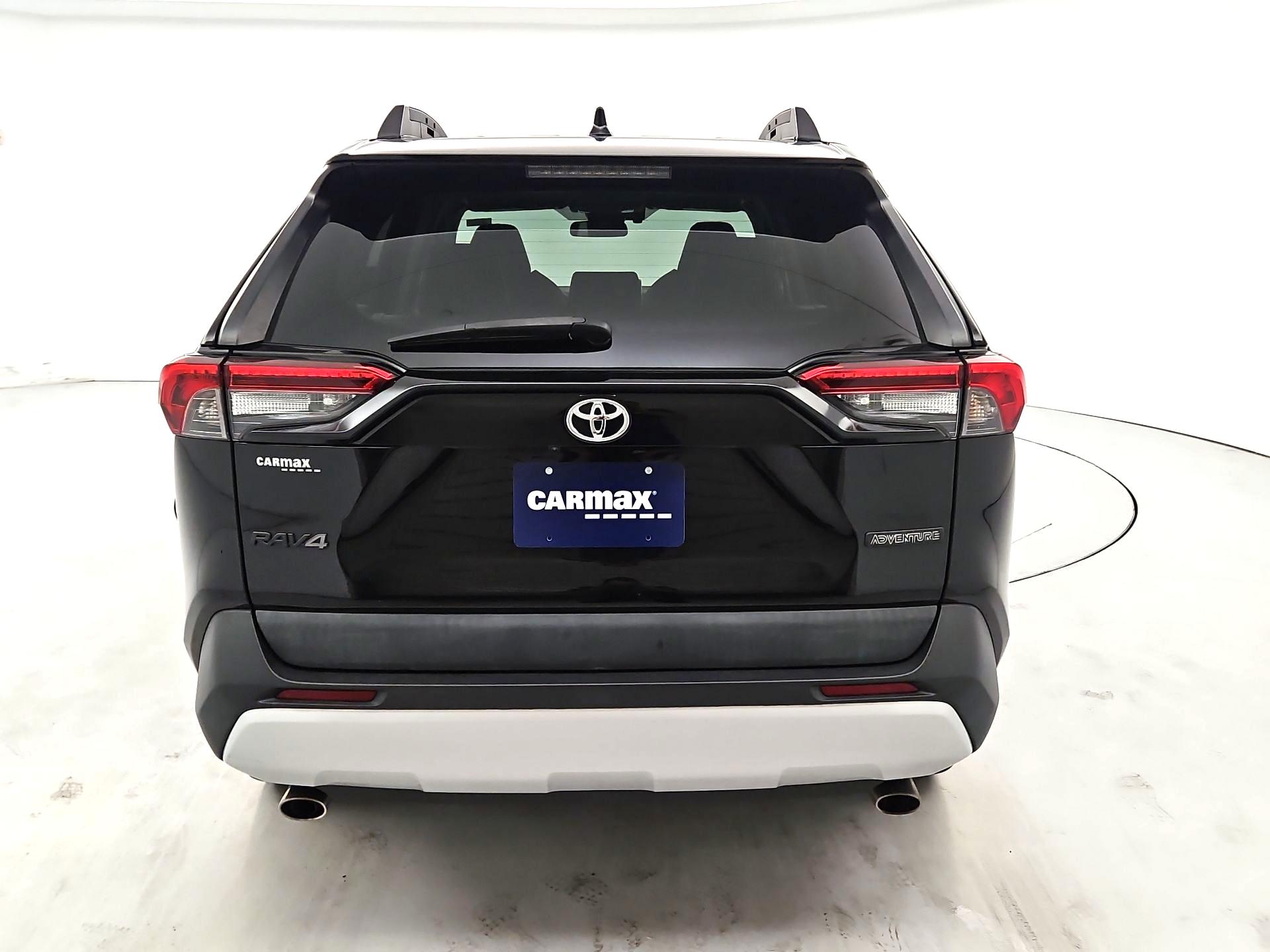 Thumbnail: 2021 Toyota RAV4 - 6