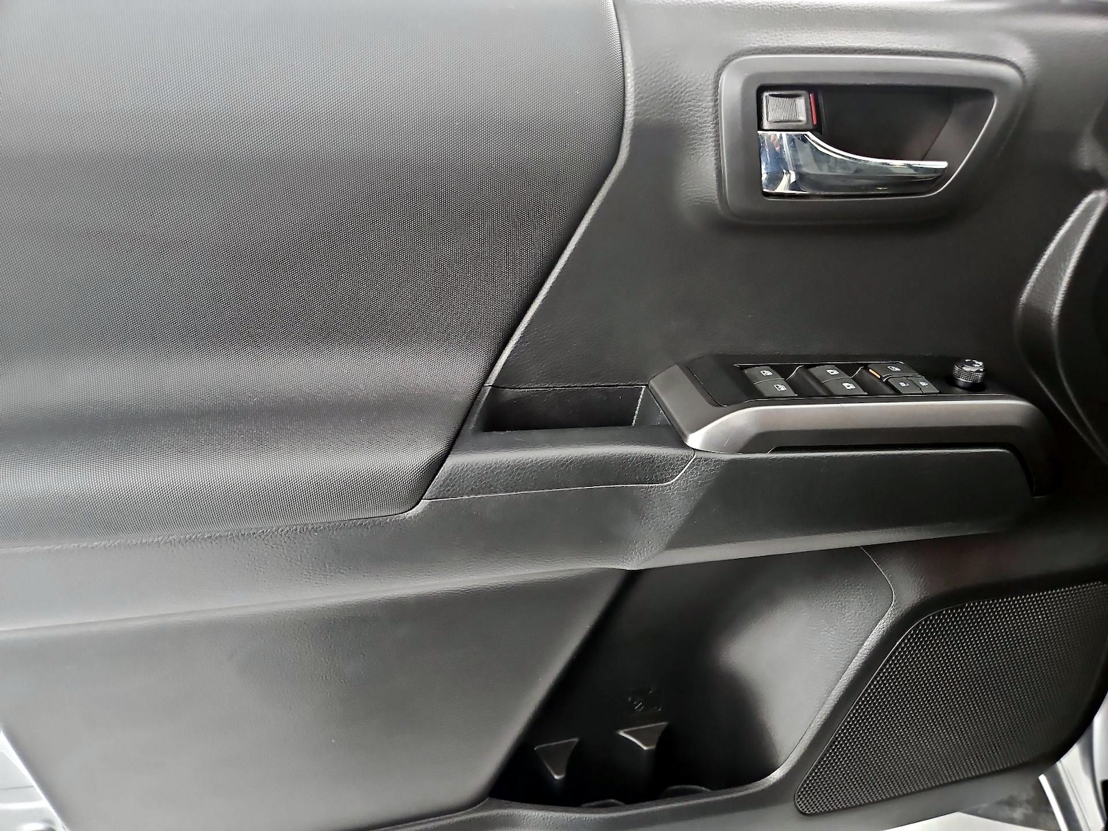2023 Toyota Tacoma TRD Off Road - Photo 11