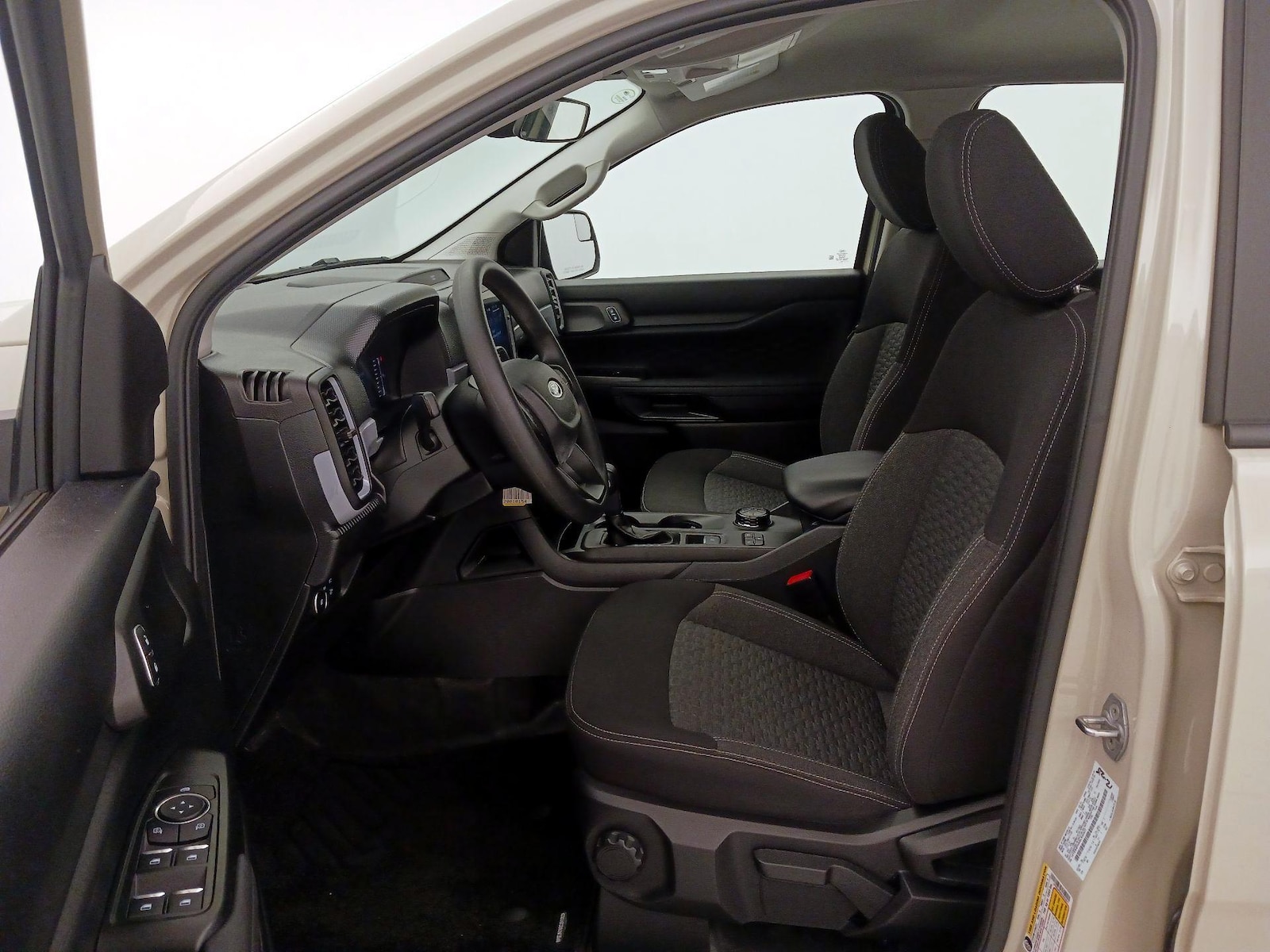 2025 Ford Ranger XL - Photo 12
