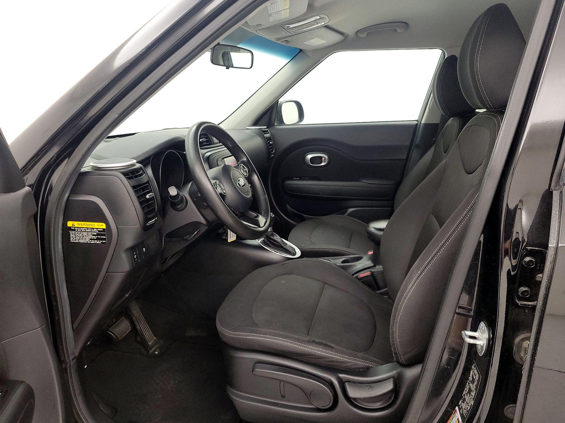 Thumbnail: 2015 Kia Soul - 11