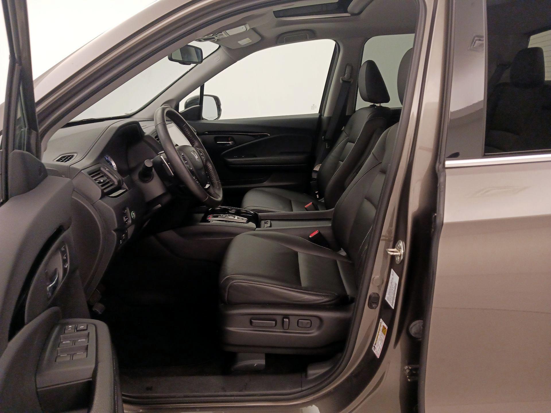 Thumbnail: 2020 Honda Ridgeline - 11