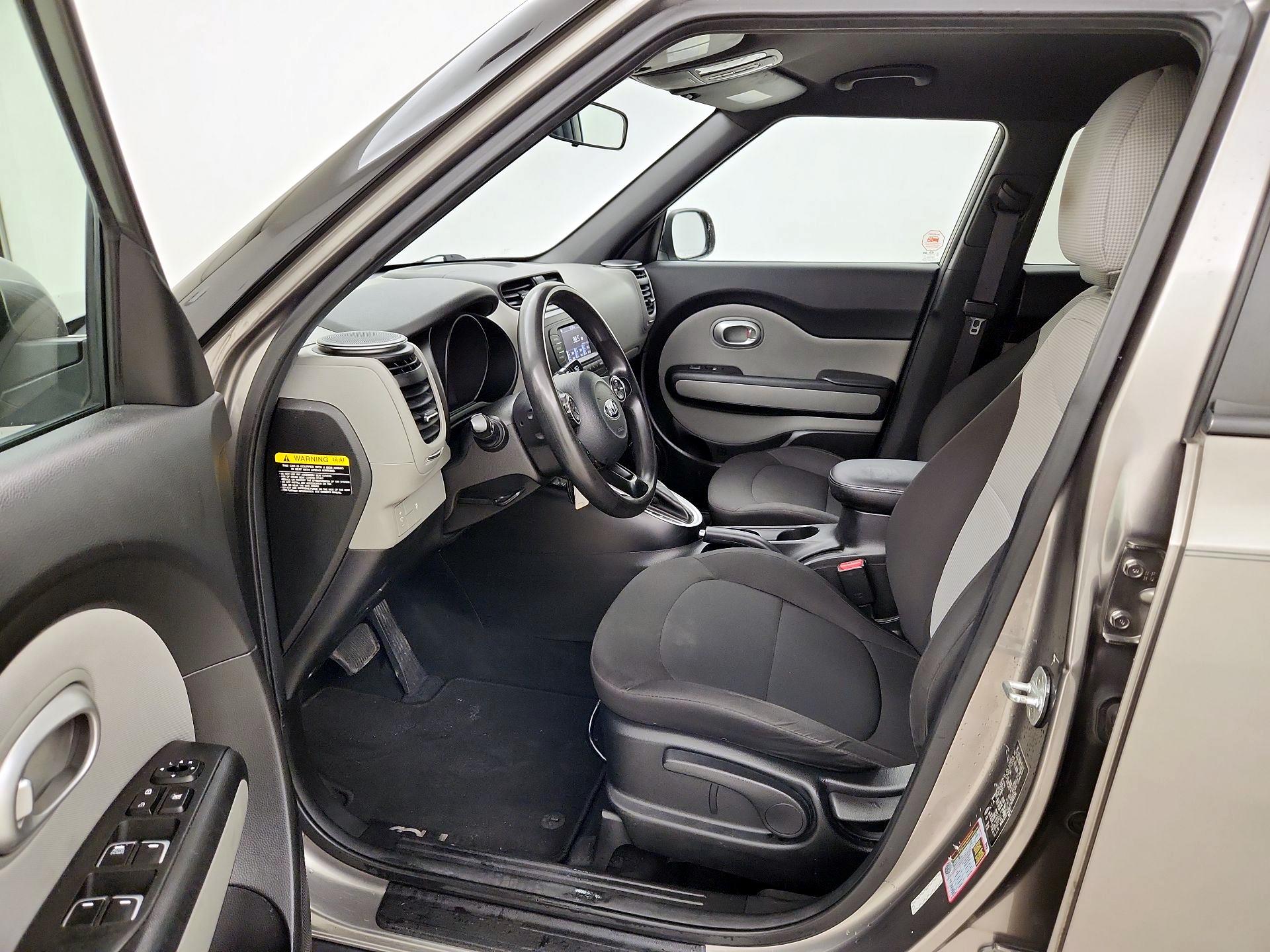 Thumbnail: 2018 Kia Soul - 9