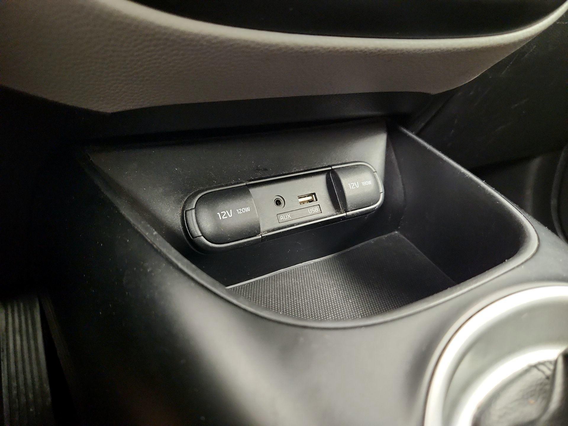 Thumbnail: 2018 Kia Soul - 15