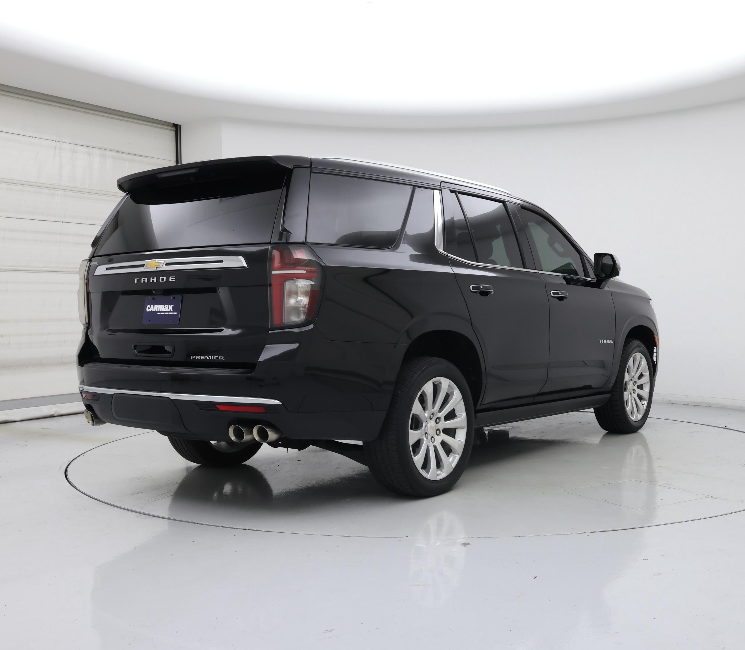 Thumbnail: 2023 Chevrolet Tahoe - 8