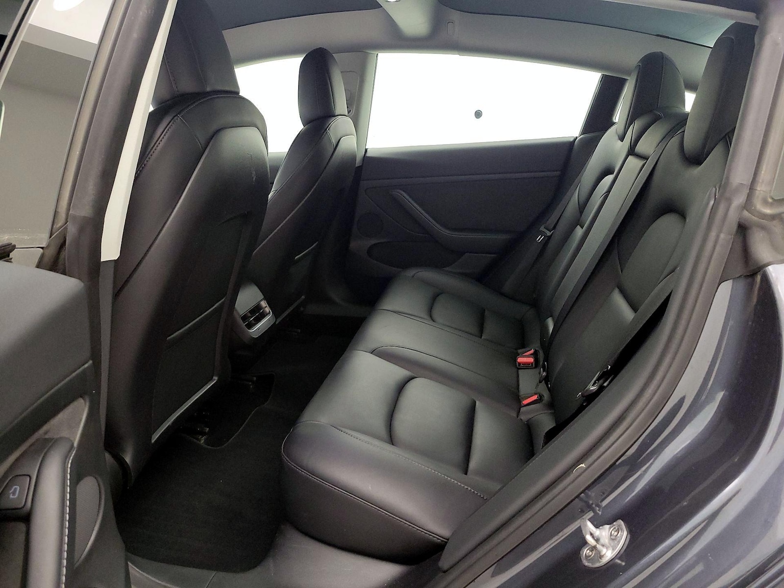 2022 Tesla Model 3 Long Range - Photo 20