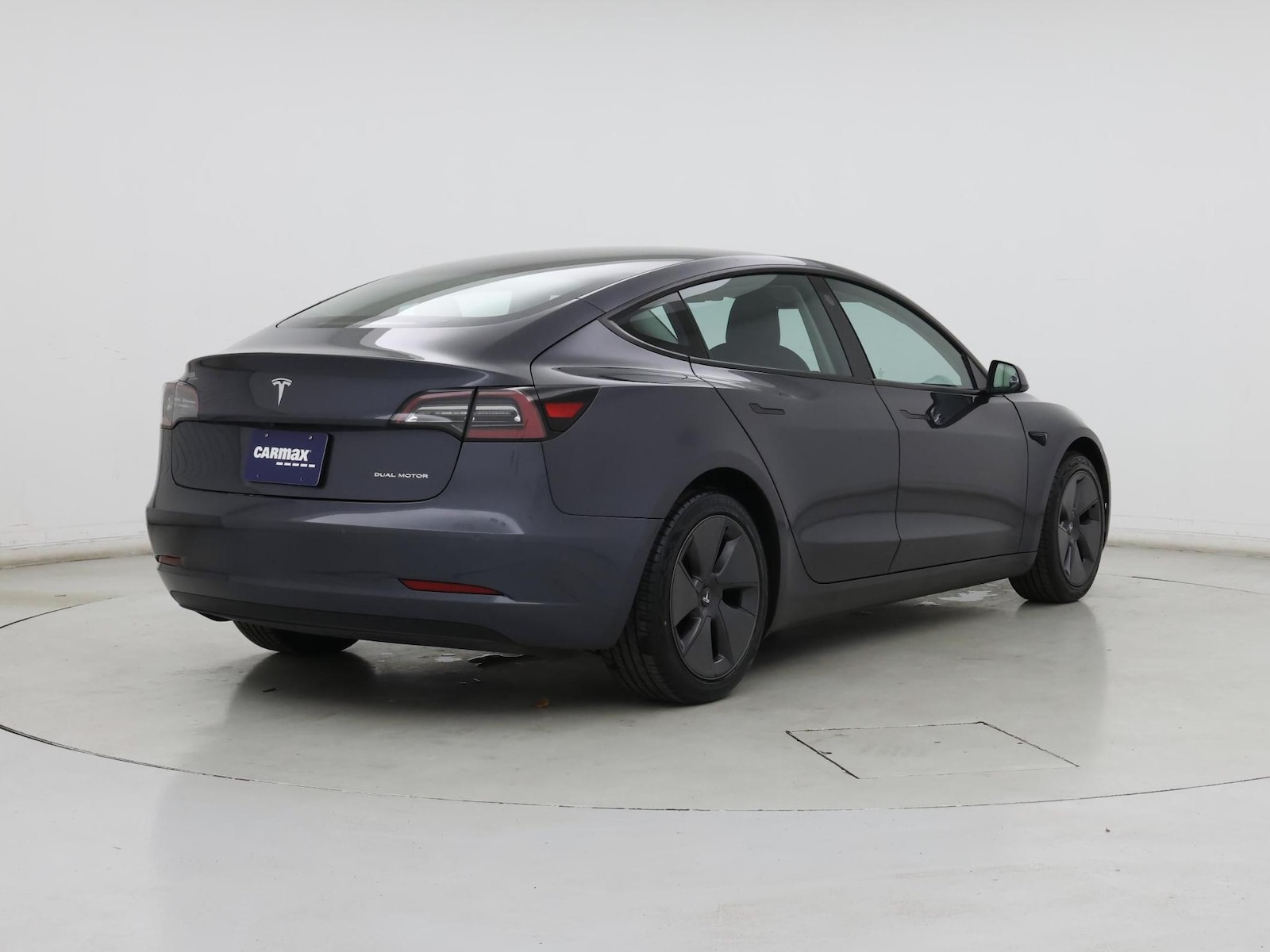 2022 Tesla Model 3 Long Range - Photo 9