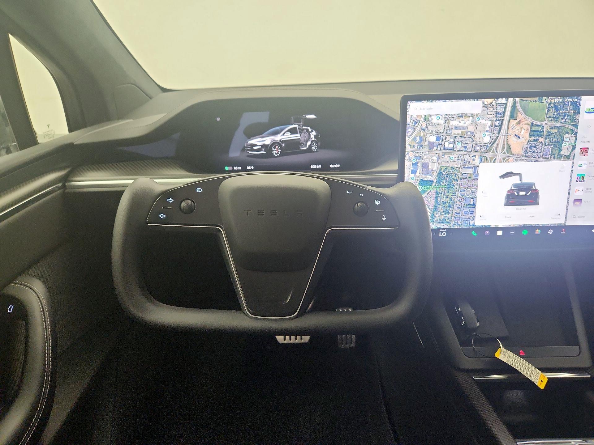 Thumbnail: 2023 Tesla Model X - 10