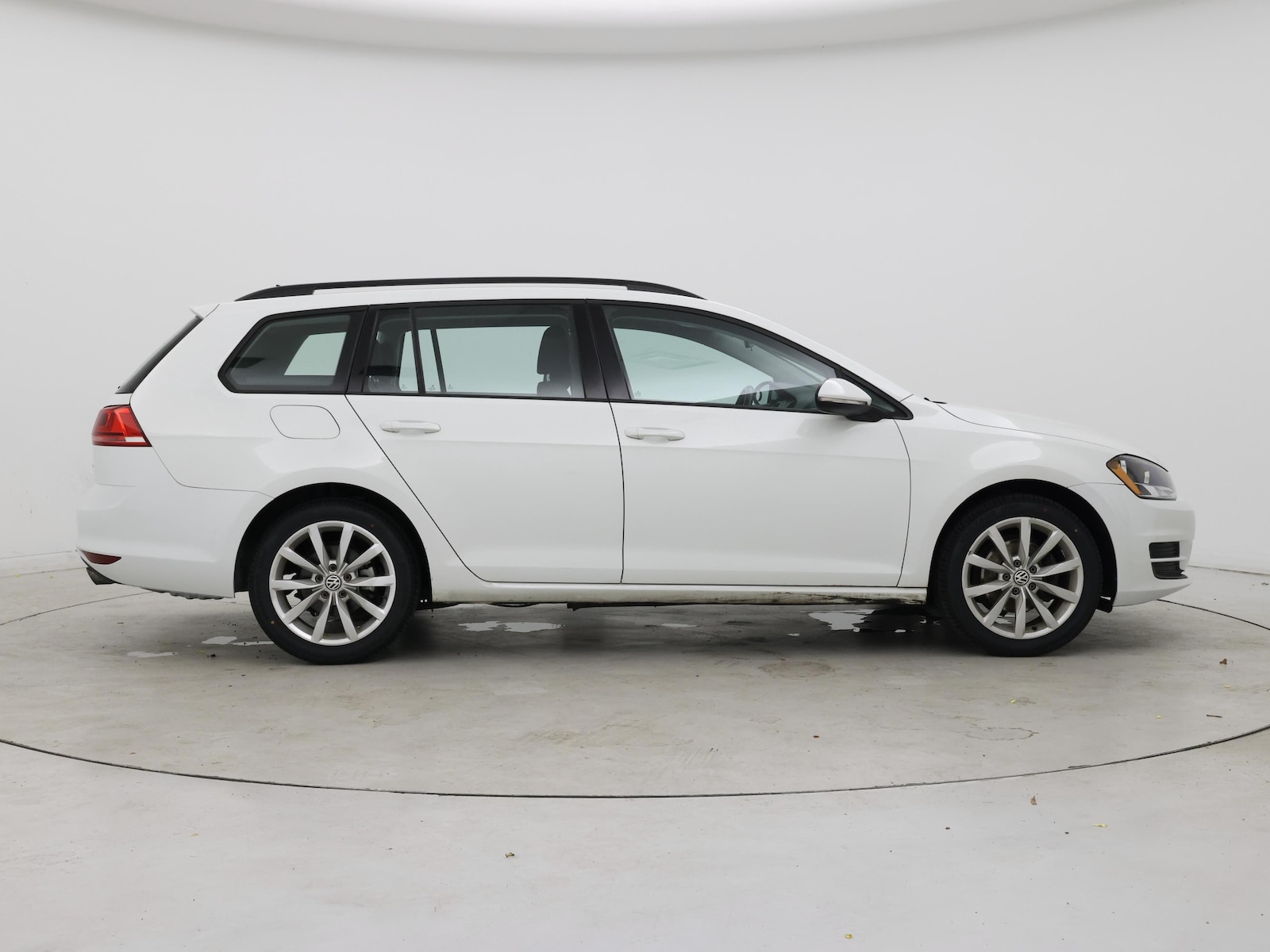 2017 Volkswagen Golf SportWagen S - Photo 8