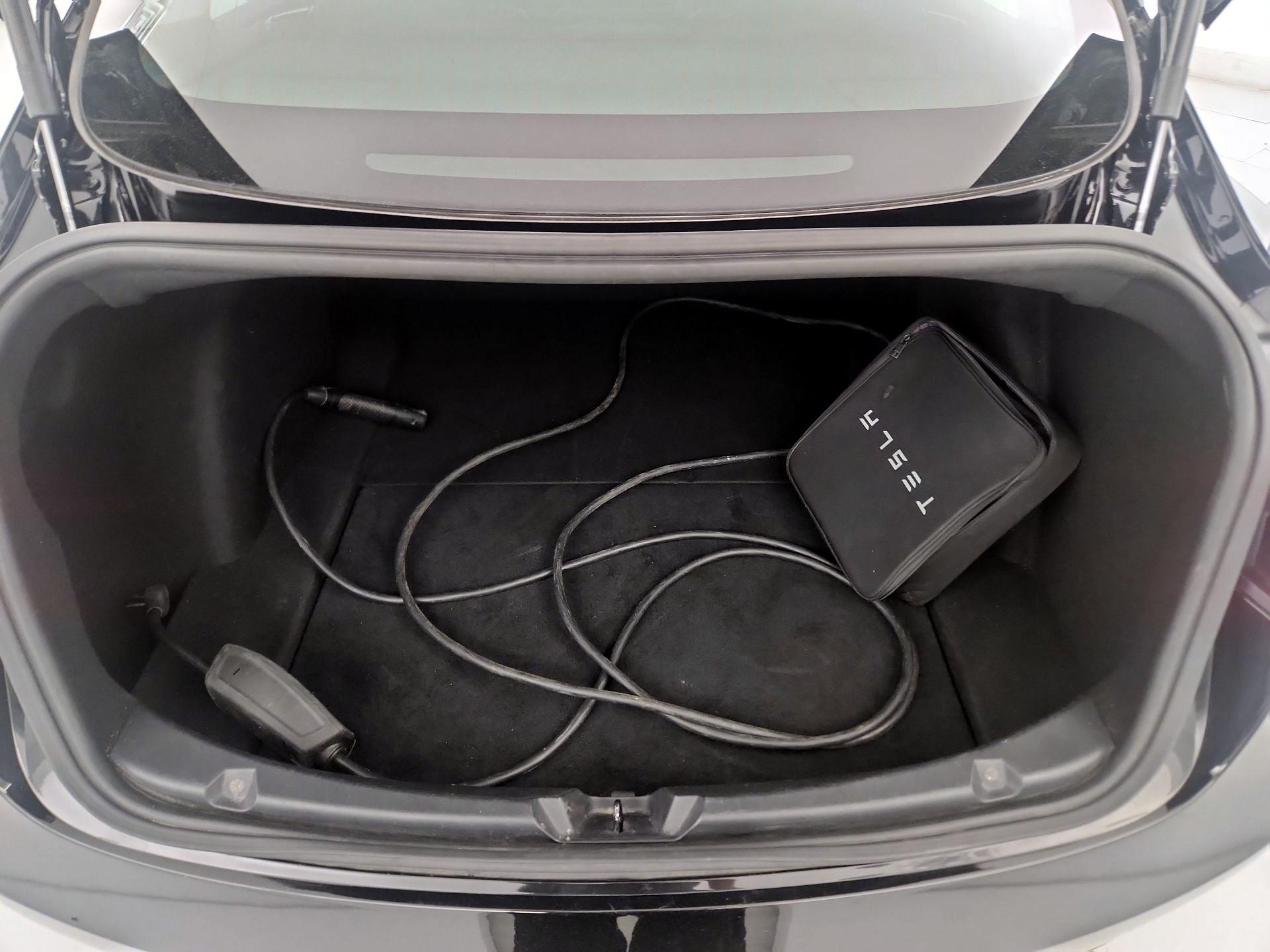 Thumbnail: 2020 Tesla Model 3 - 17