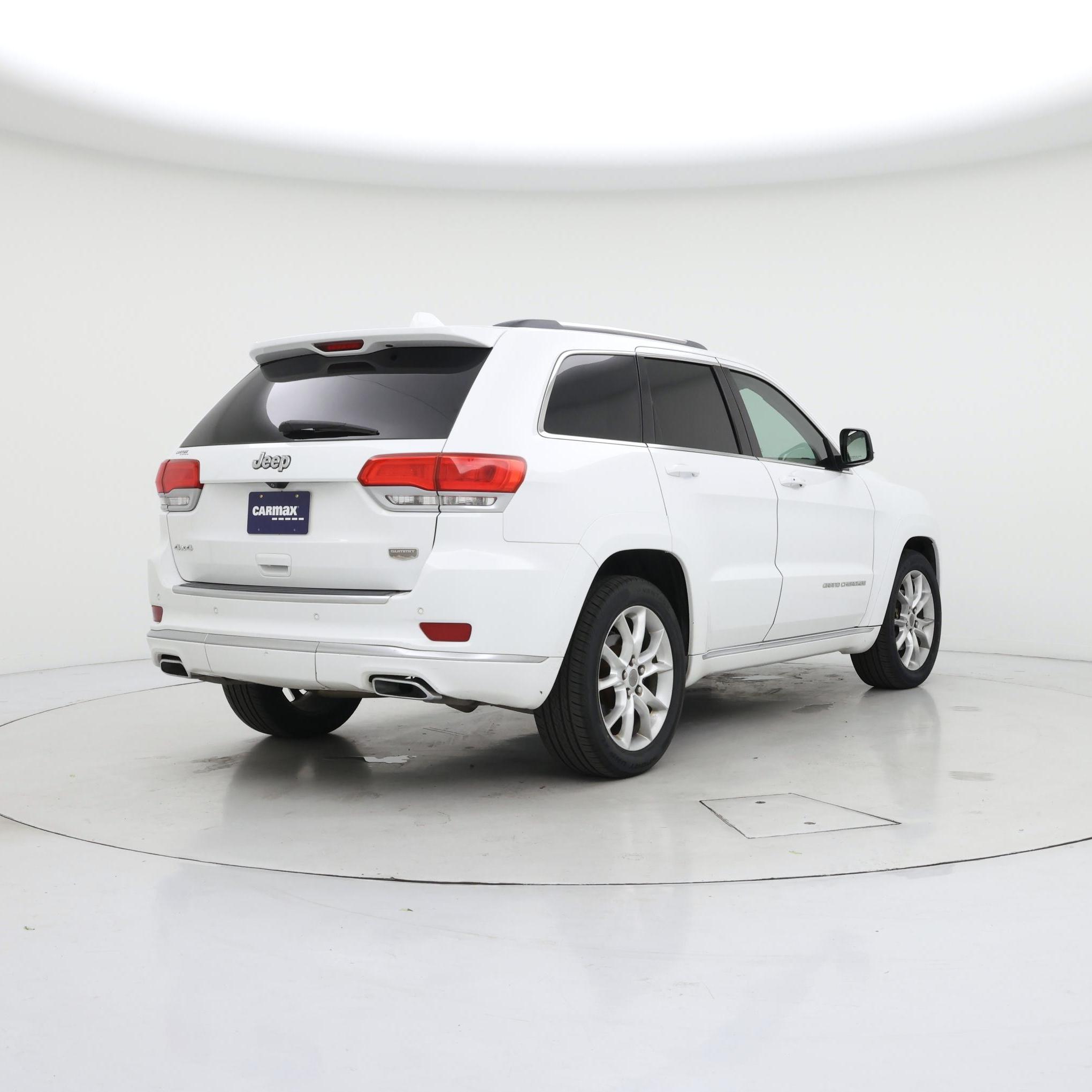 Thumbnail: 2015 Jeep Grand Cherokee - 8