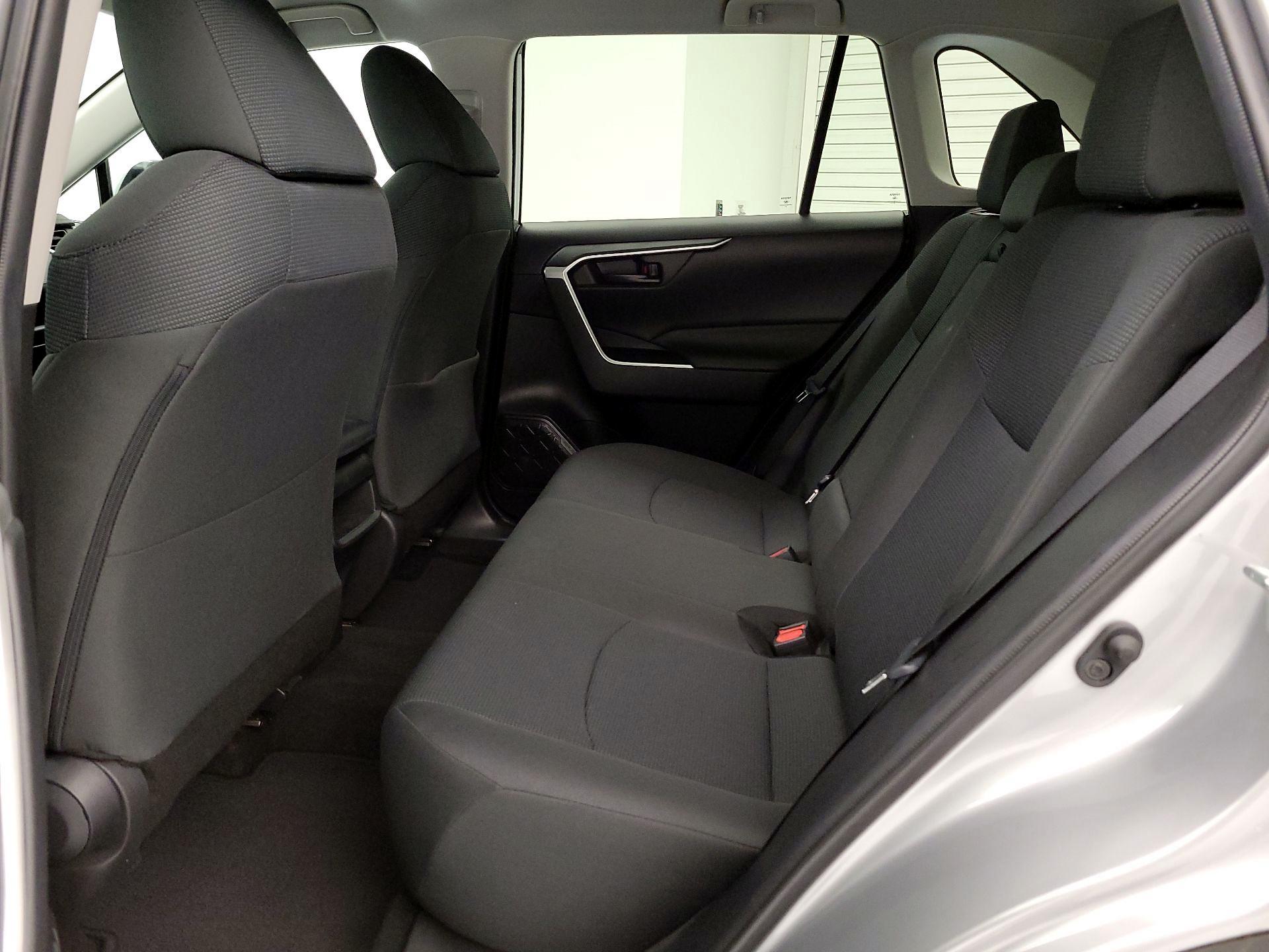 Thumbnail: 2021 Toyota RAV4 - 19