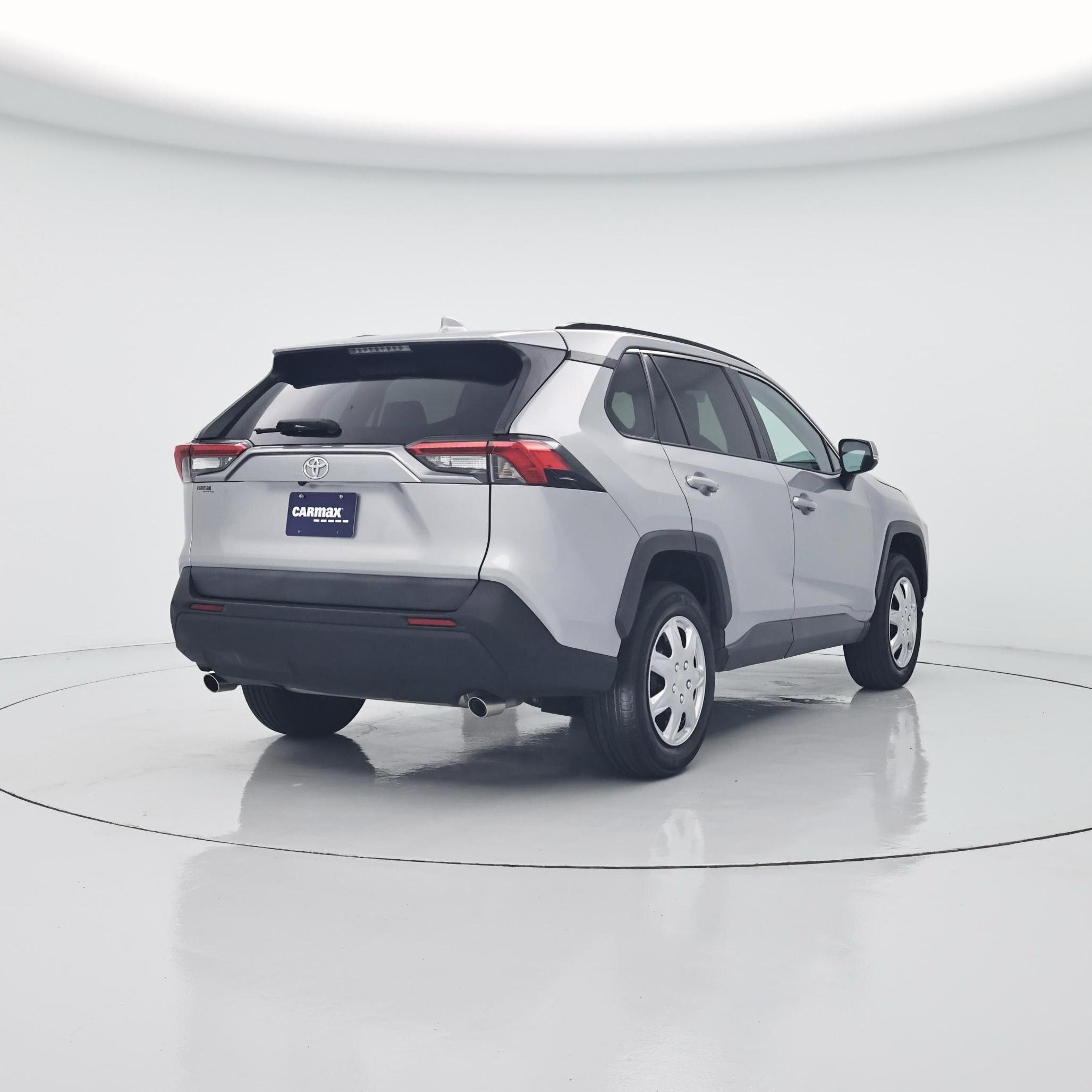 Thumbnail: 2021 Toyota RAV4 - 8