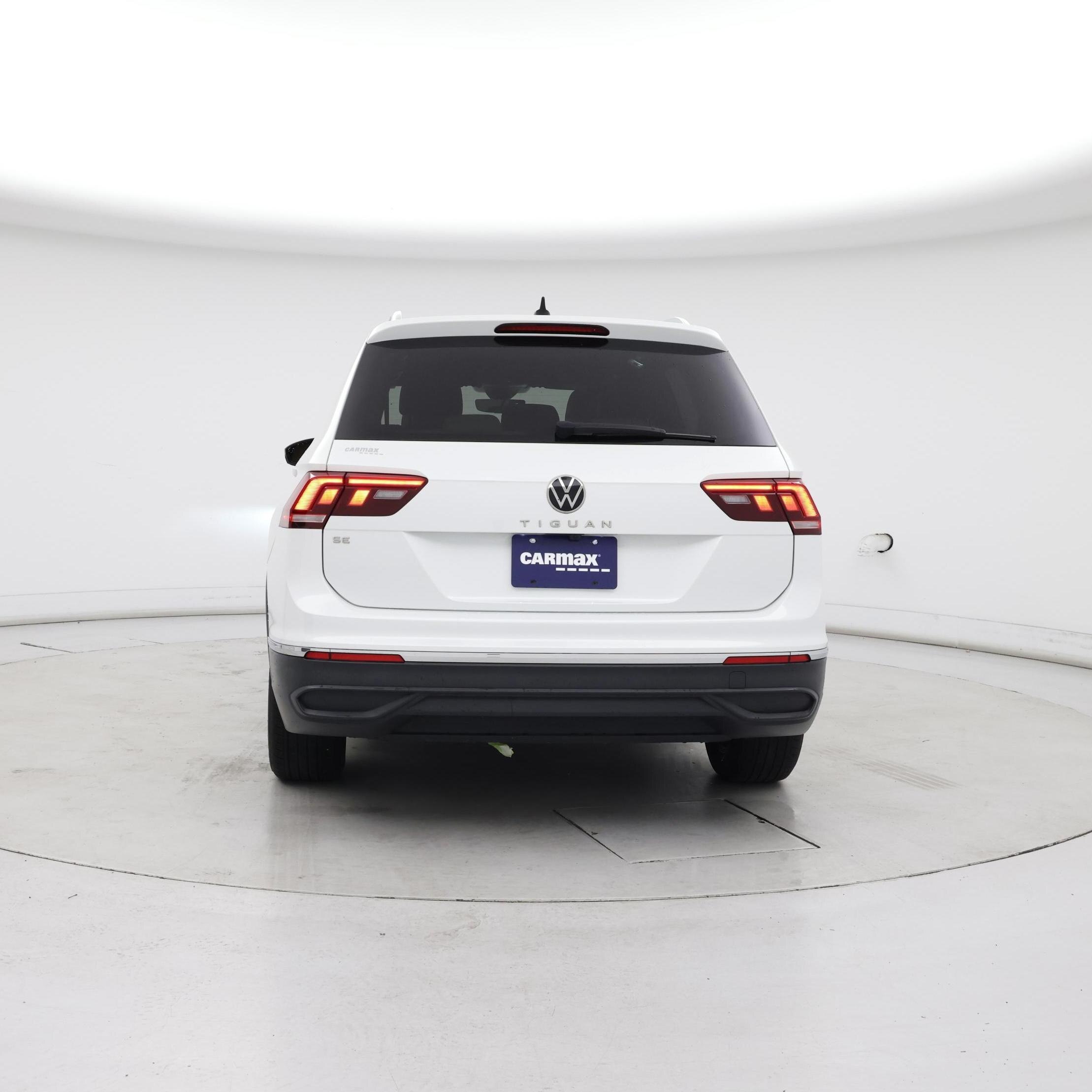 Thumbnail: 2023 Volkswagen Tiguan - 6