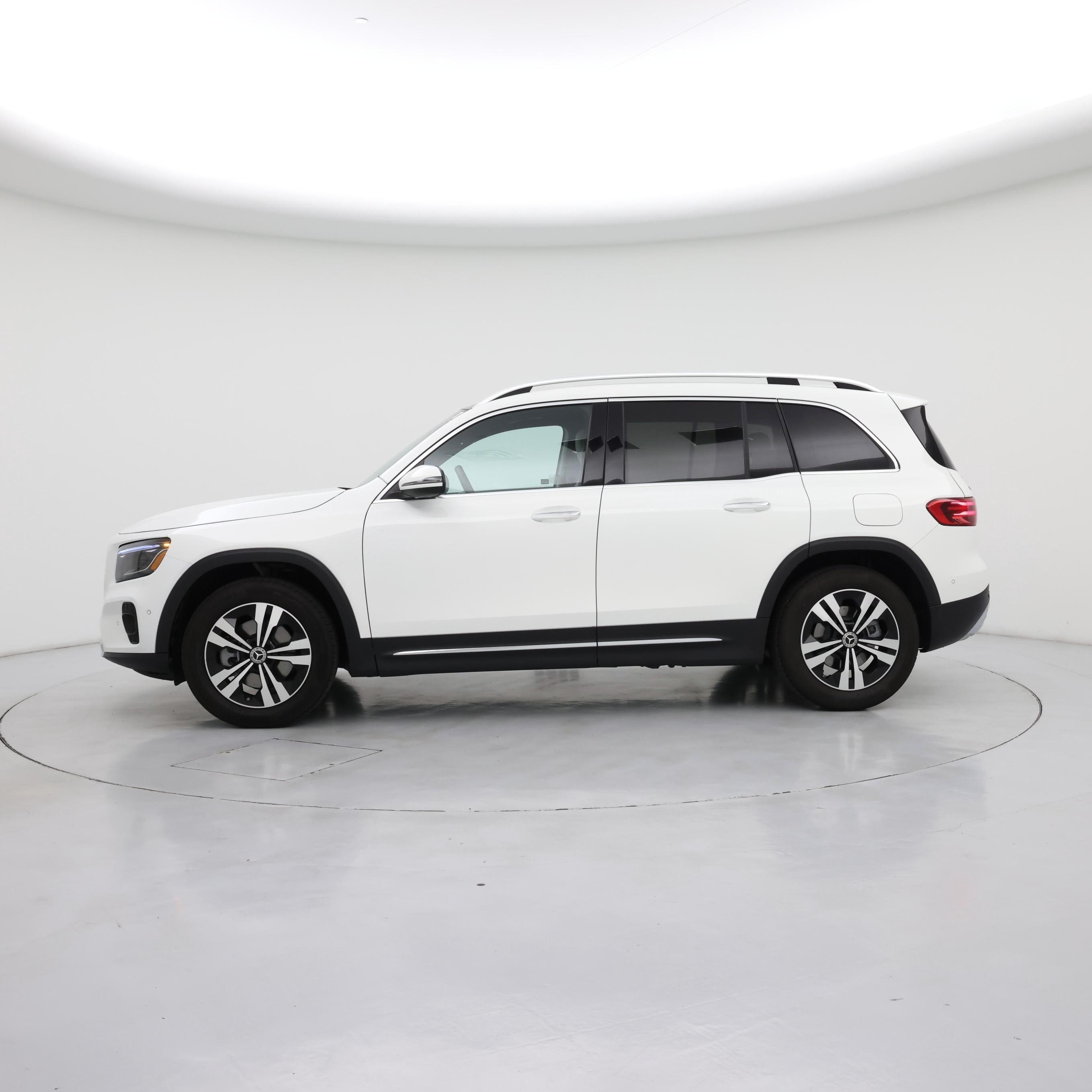 Thumbnail: 2025 Mercedes-Benz GLB - 3
