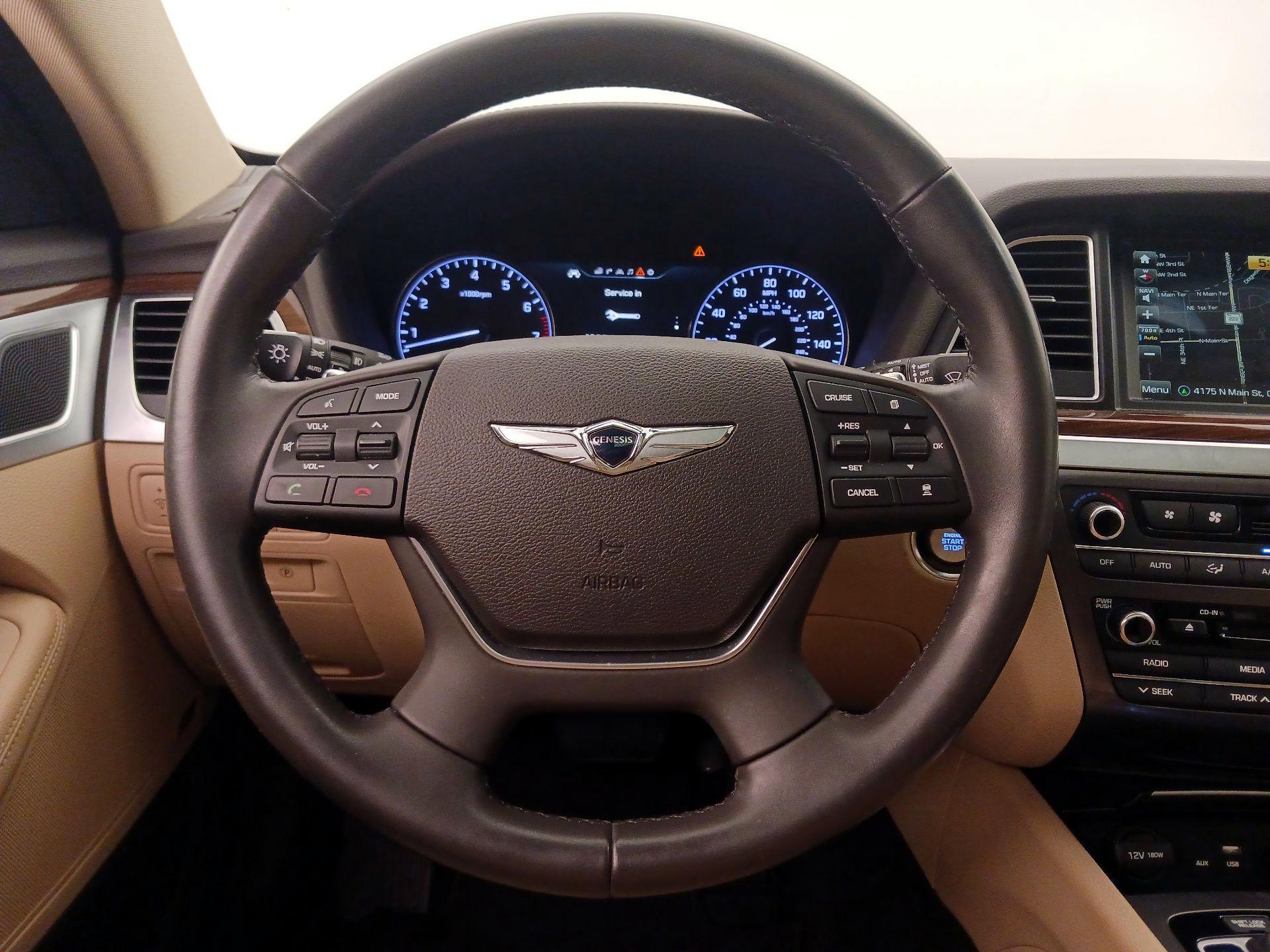 Thumbnail: 2017 Genesis G80 - 10