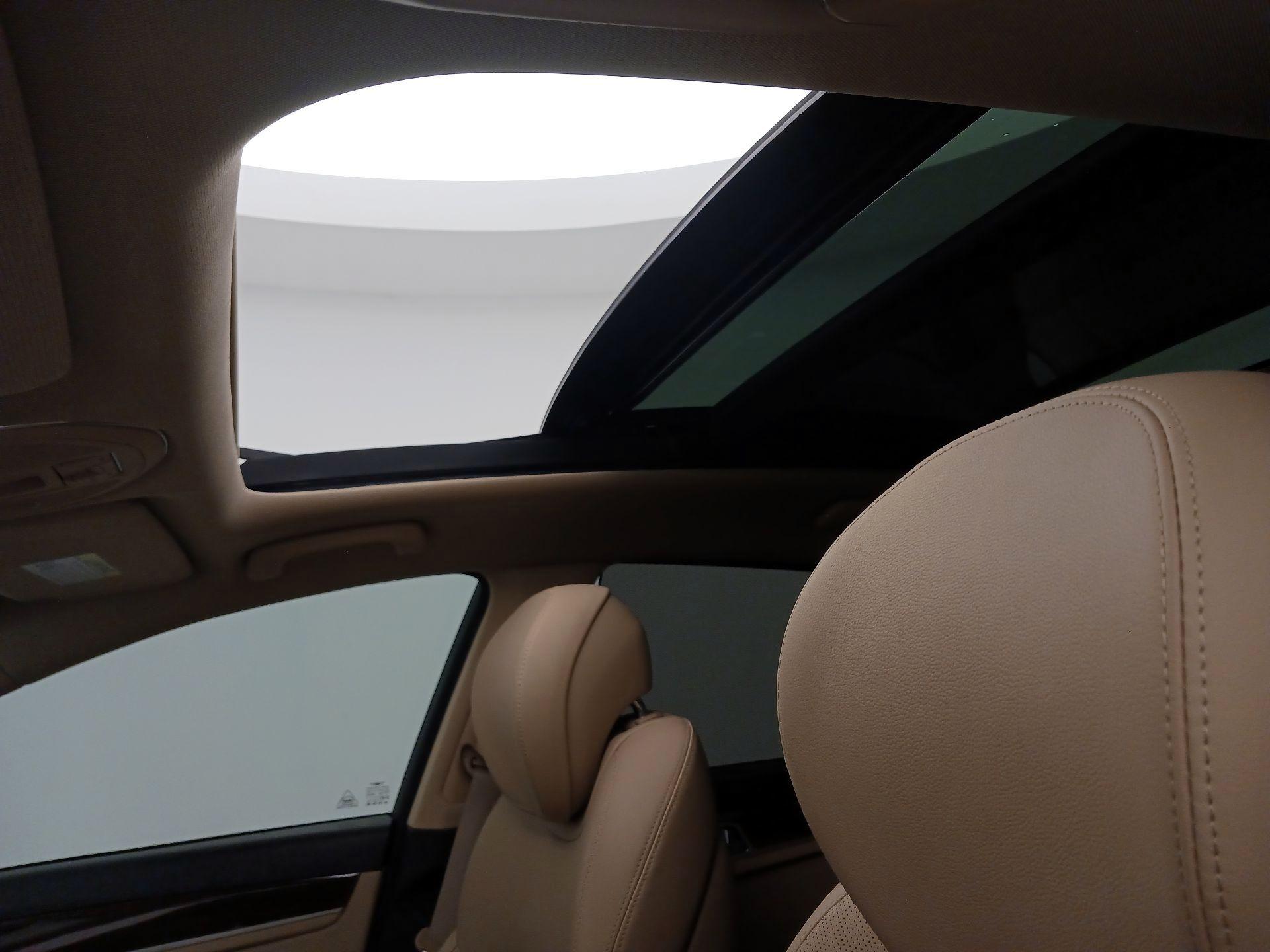 Thumbnail: 2017 Genesis G80 - 20