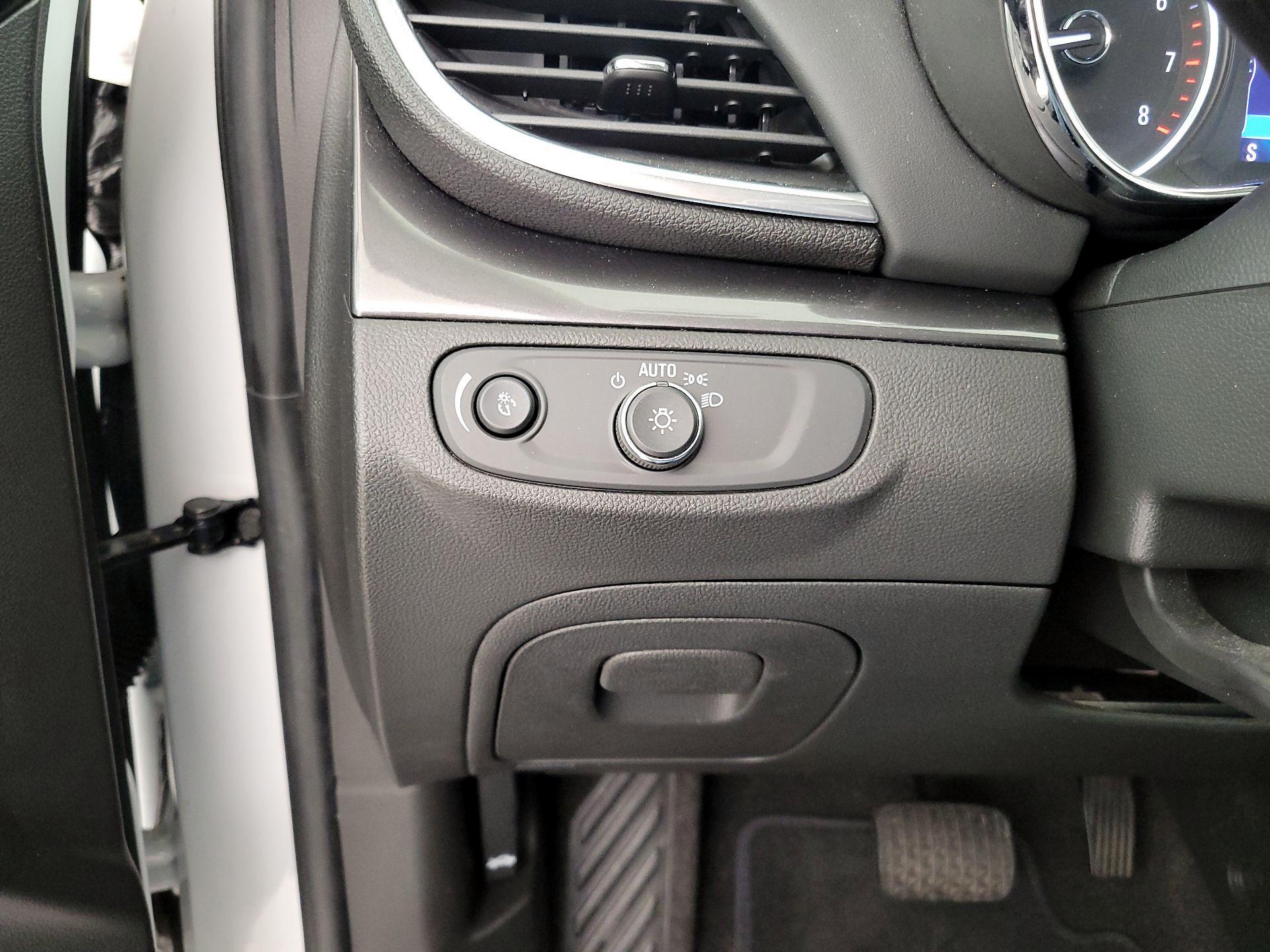 Thumbnail: 2020 Buick Encore - 13