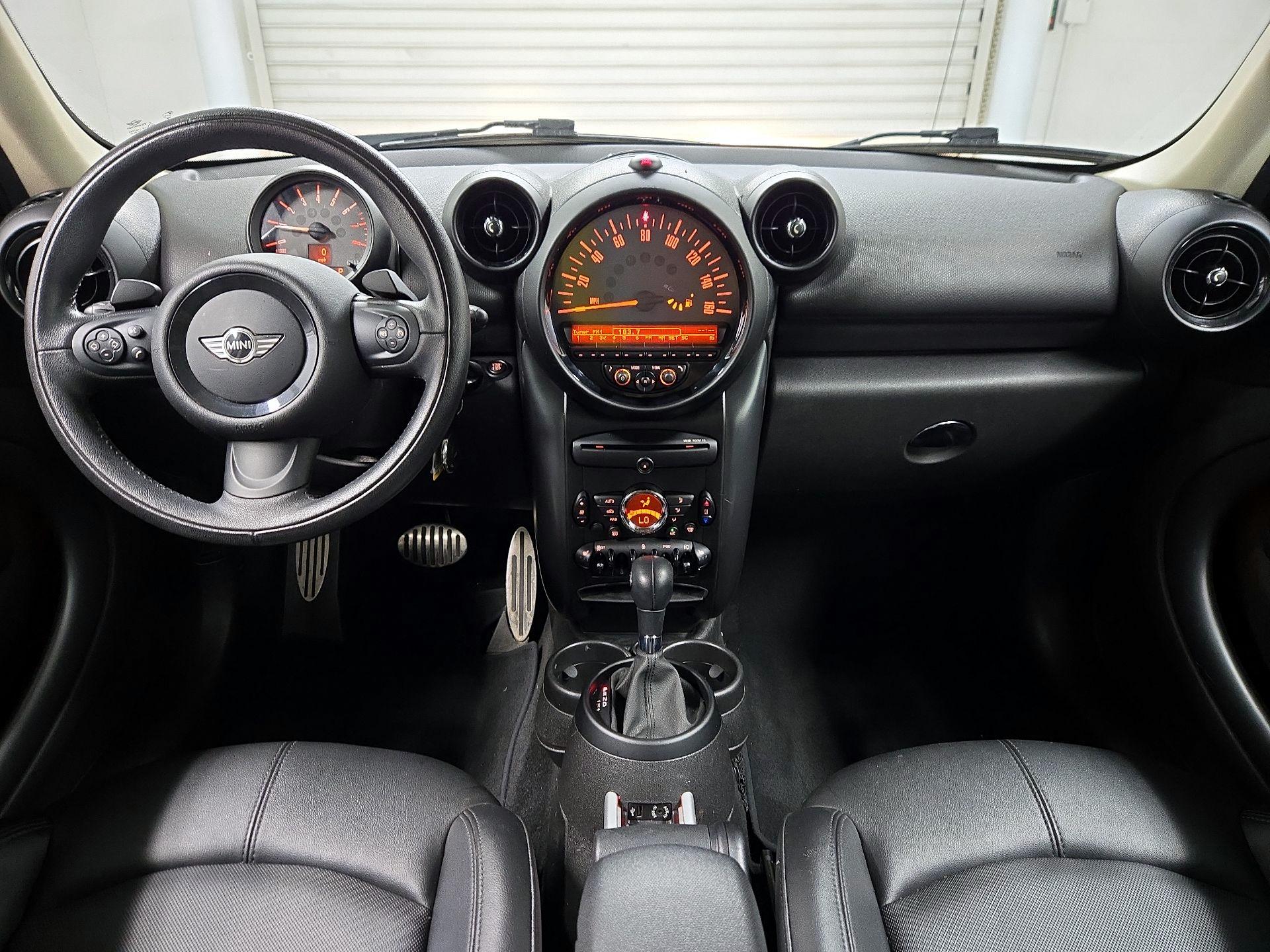 Thumbnail: 2016 MINI Cooper Countryman - 9
