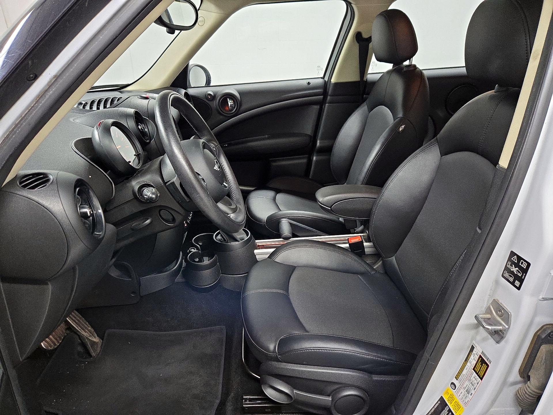 Thumbnail: 2016 MINI Cooper Countryman - 11