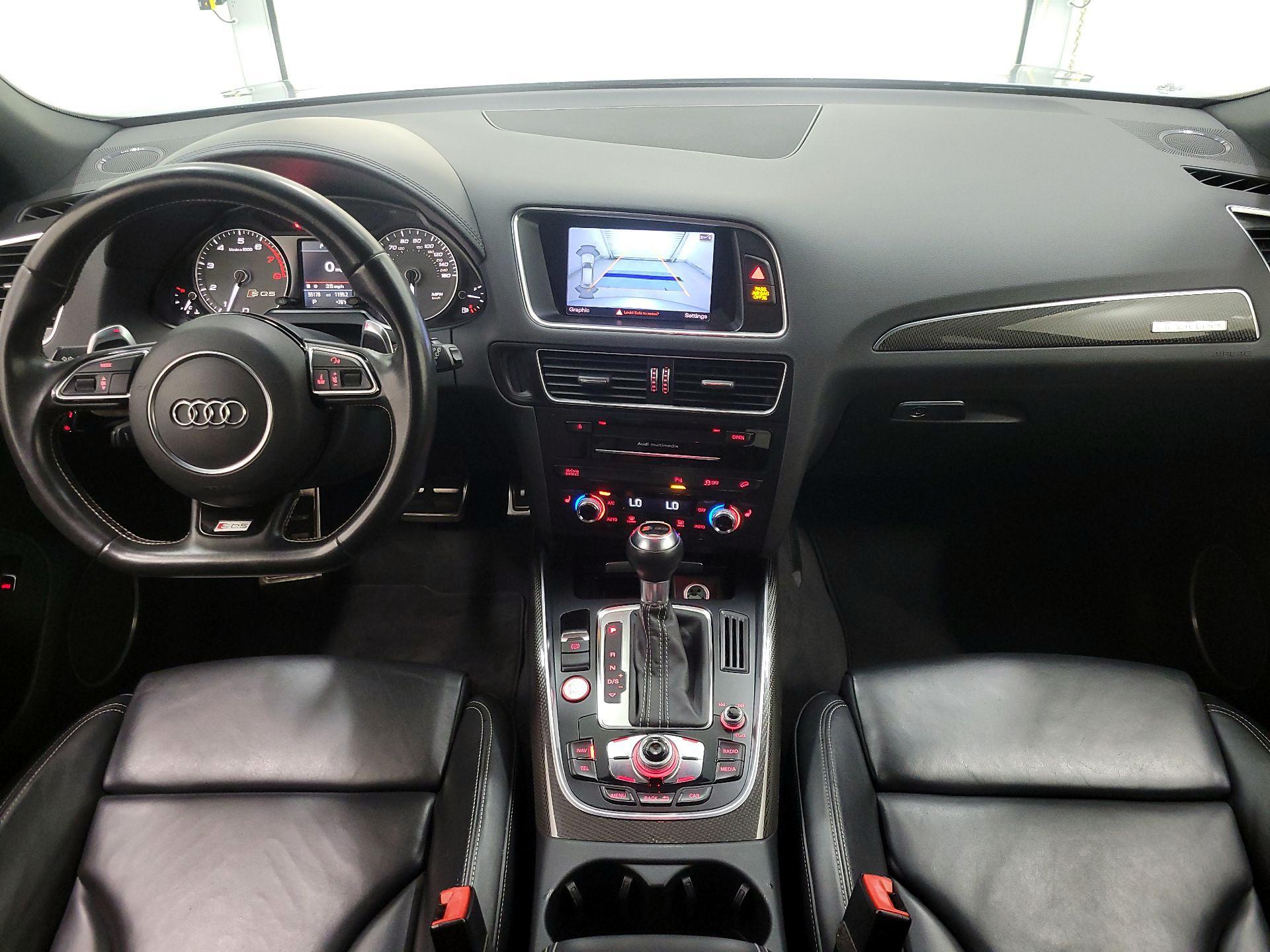 Thumbnail: 2015 Audi SQ5 - 9
