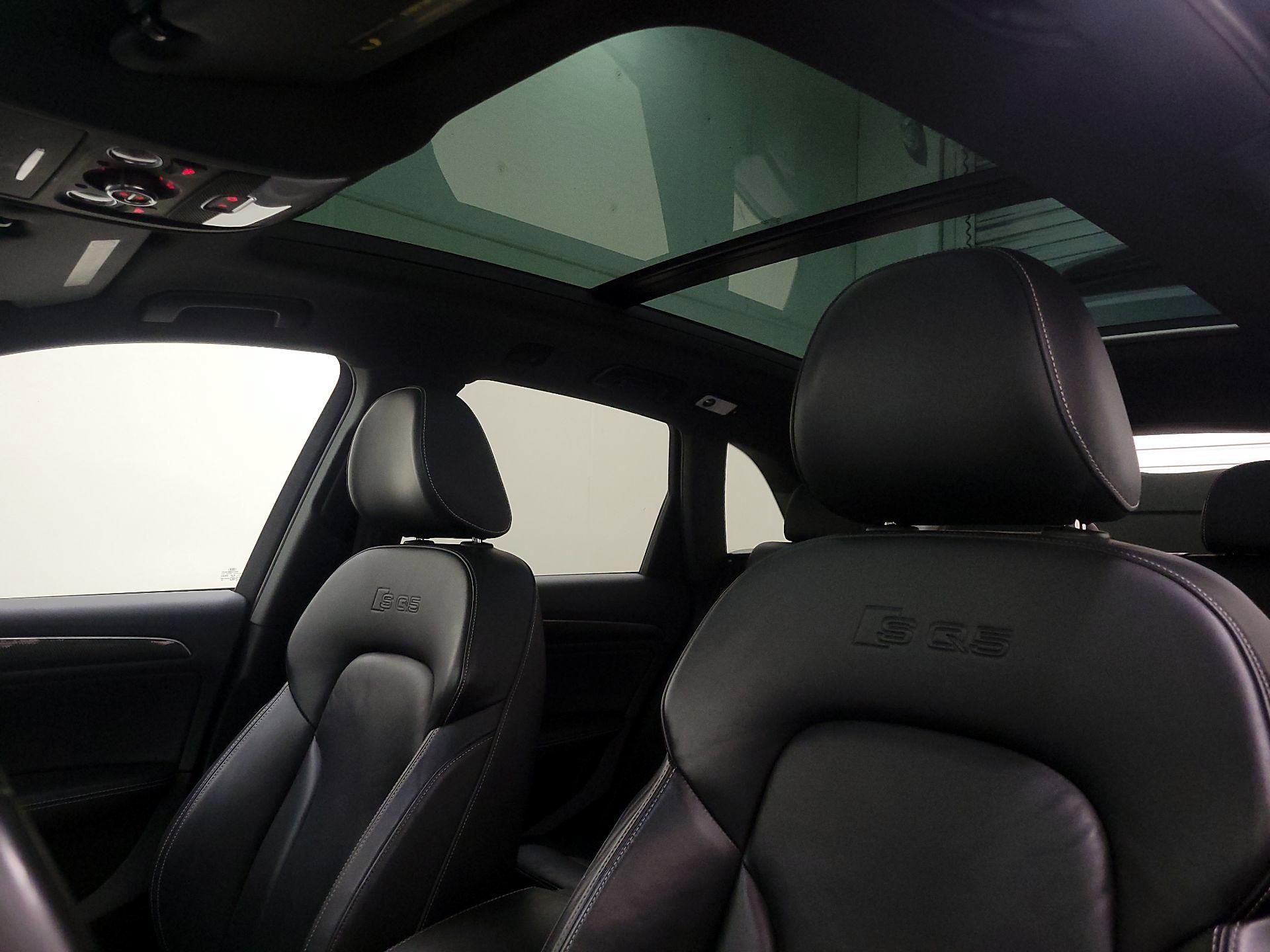 Thumbnail: 2015 Audi SQ5 - 19