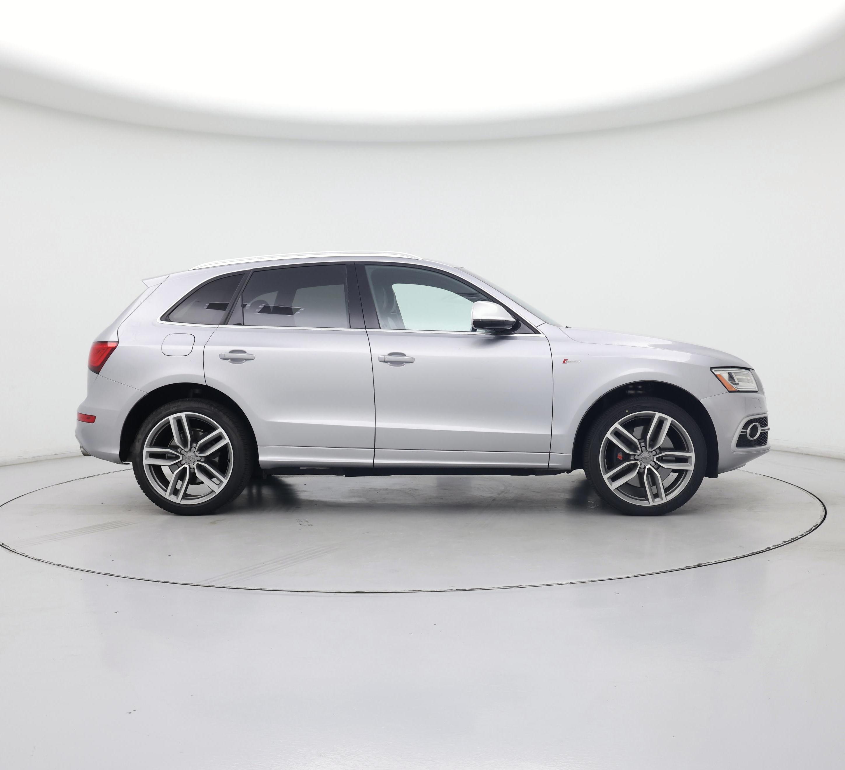 Thumbnail: 2015 Audi SQ5 - 7