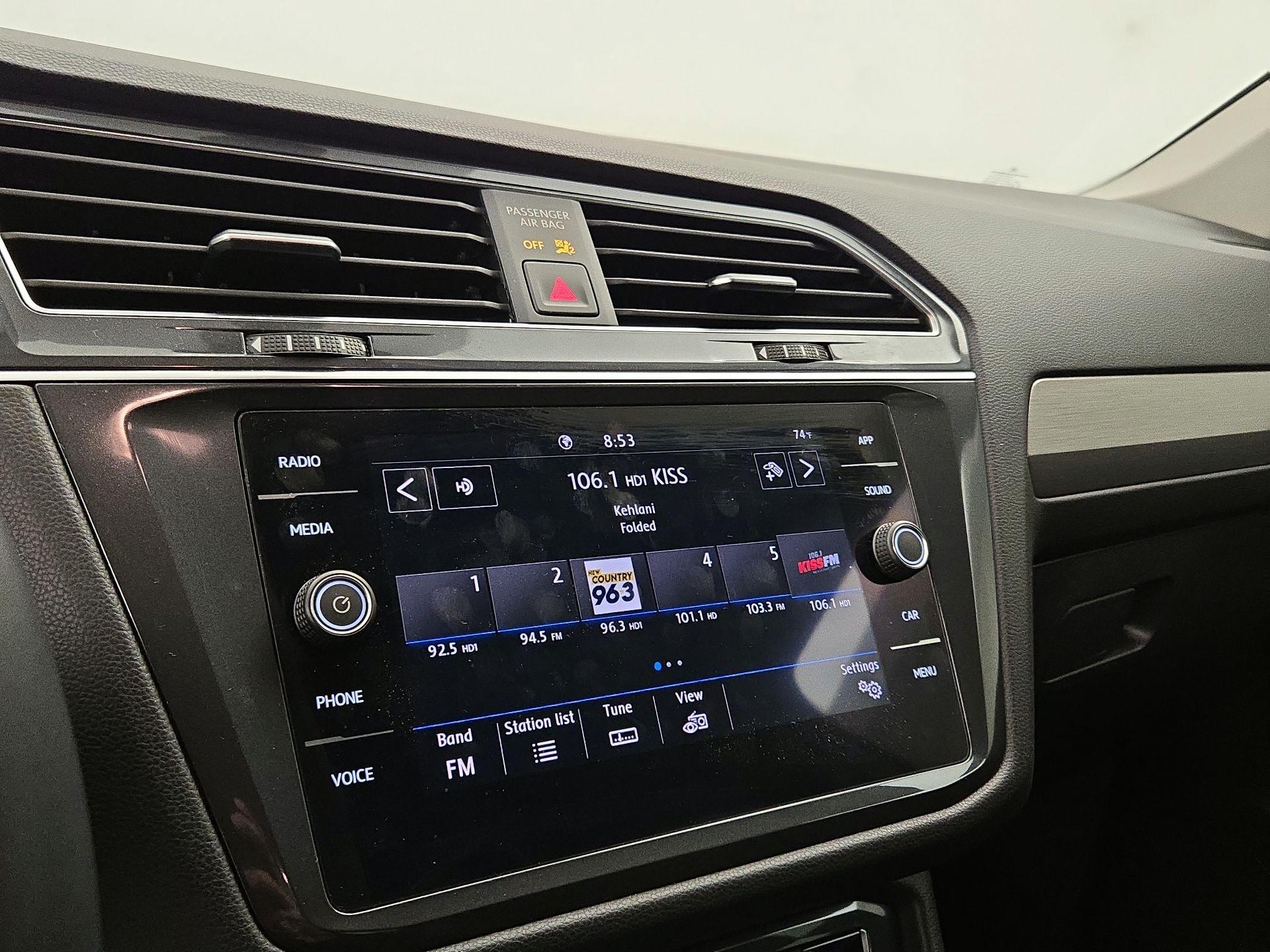 Thumbnail: 2020 Volkswagen Tiguan - 15