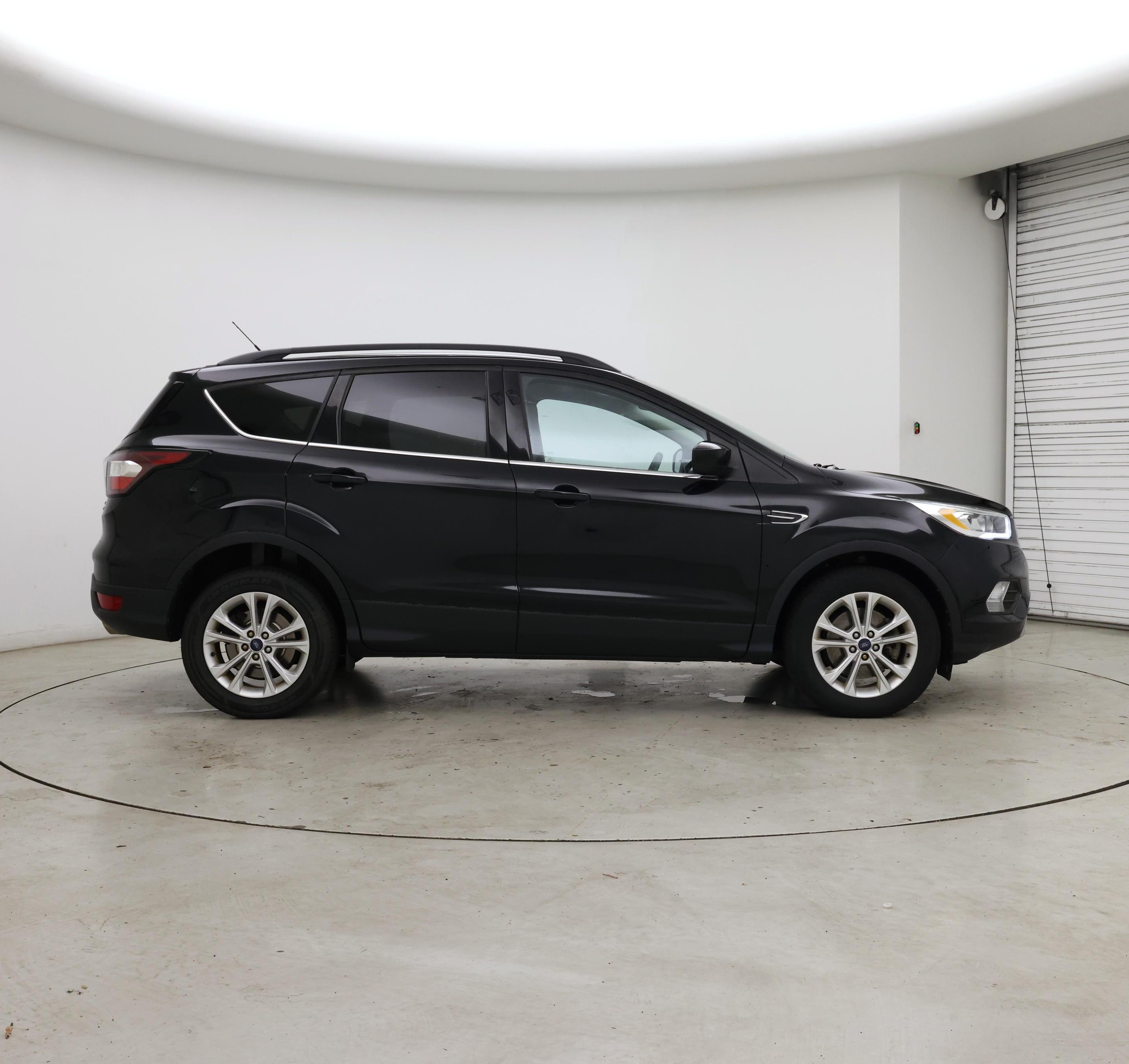 Thumbnail: 2017 Ford Escape - 7