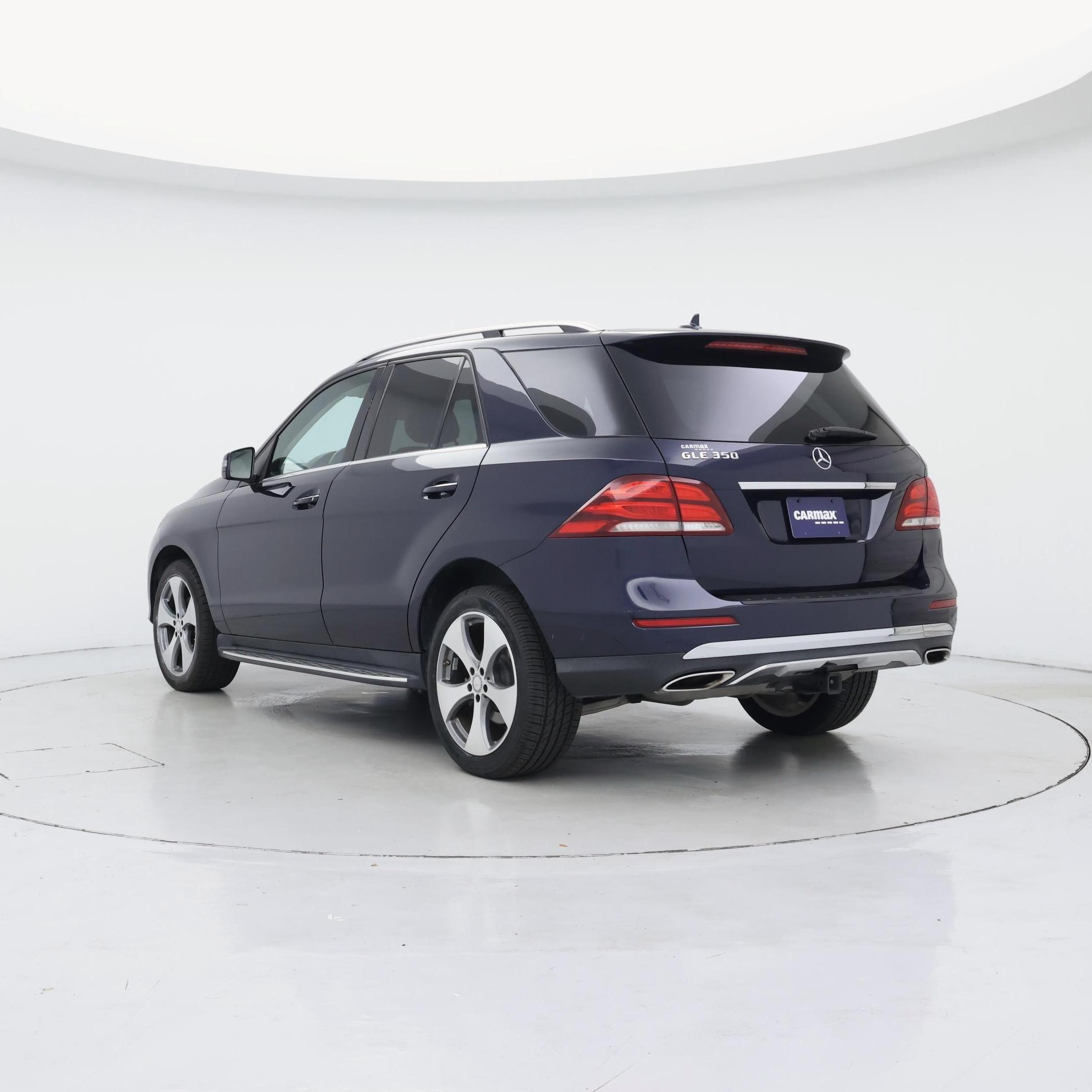 Thumbnail: 2016 Mercedes-Benz GLE - 2
