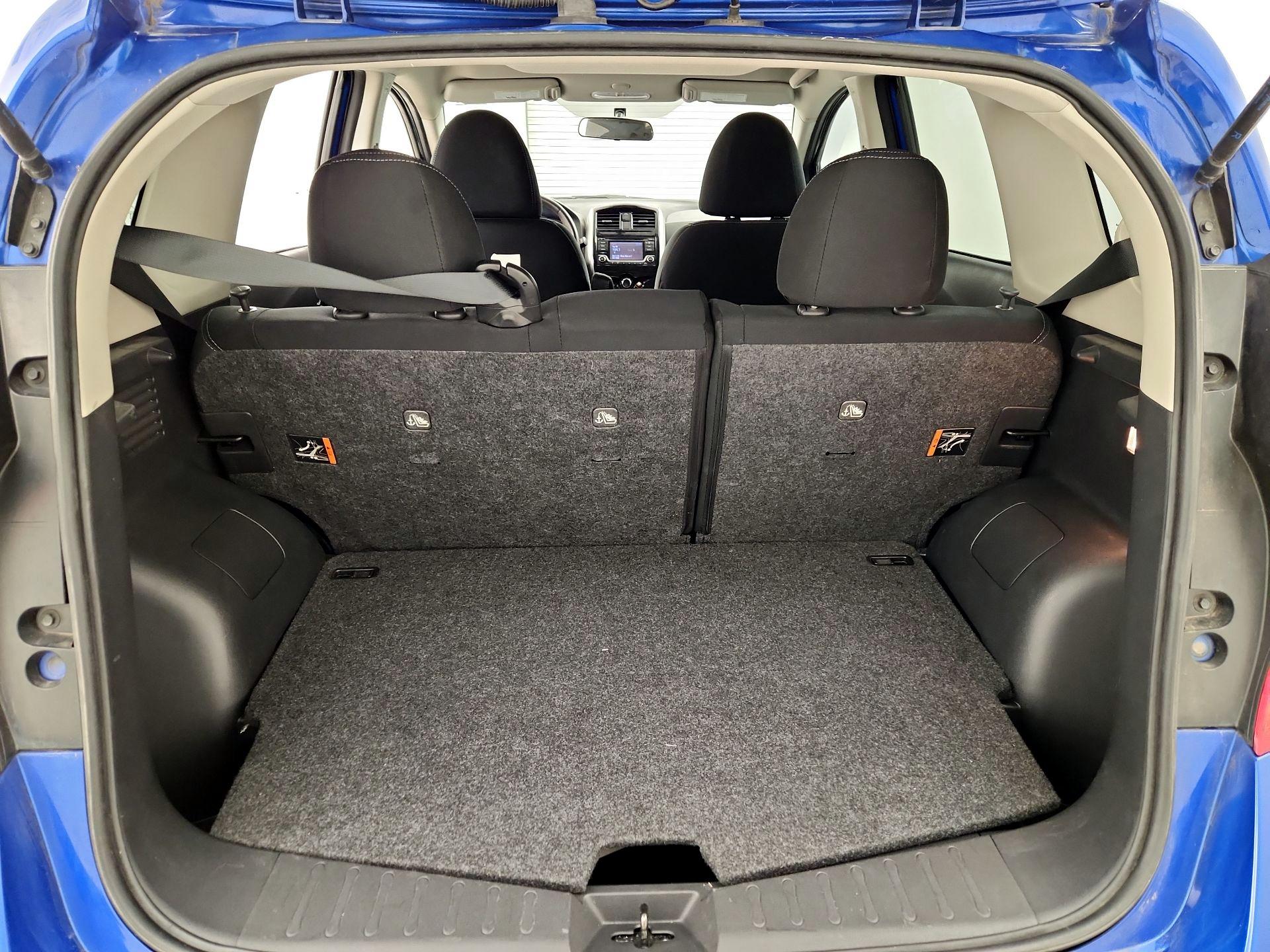 Thumbnail: 2015 Nissan Versa Note - 20