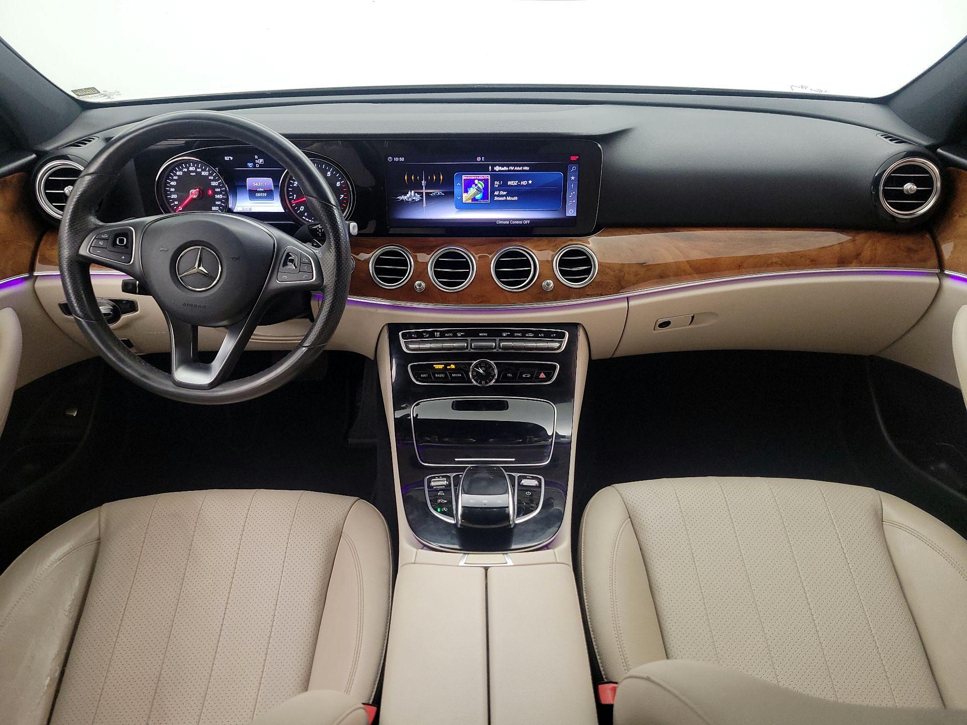 Thumbnail: 2018 Mercedes-Benz E-Class - 9