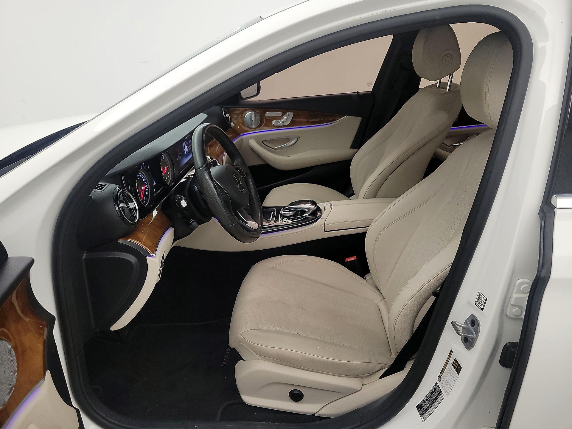 Thumbnail: 2018 Mercedes-Benz E-Class - 11
