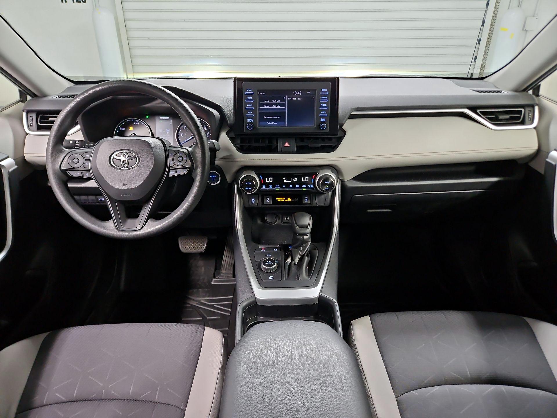 Thumbnail: 2019 Toyota RAV4 - 9