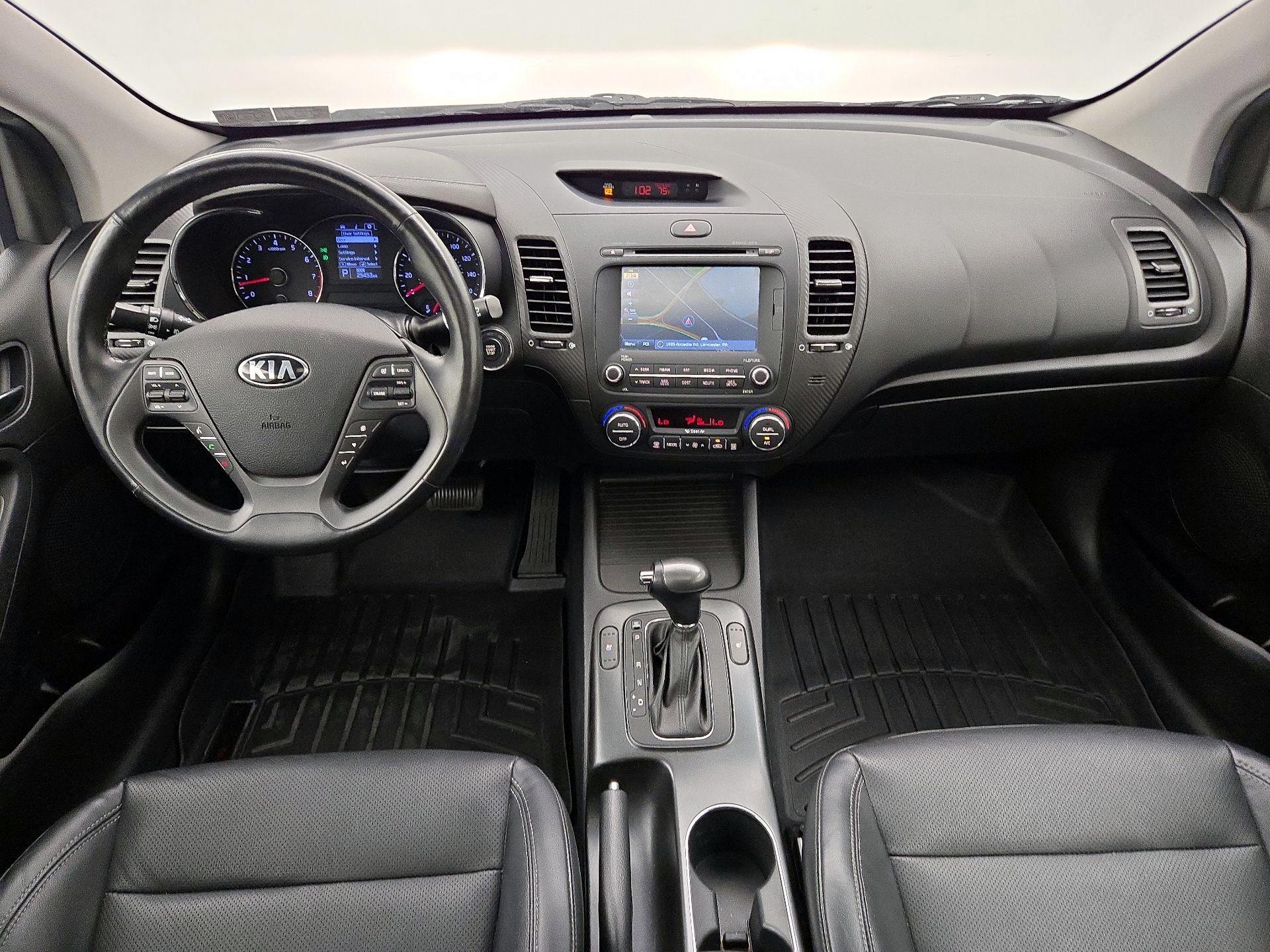 Thumbnail: 2016 Kia Forte - 9