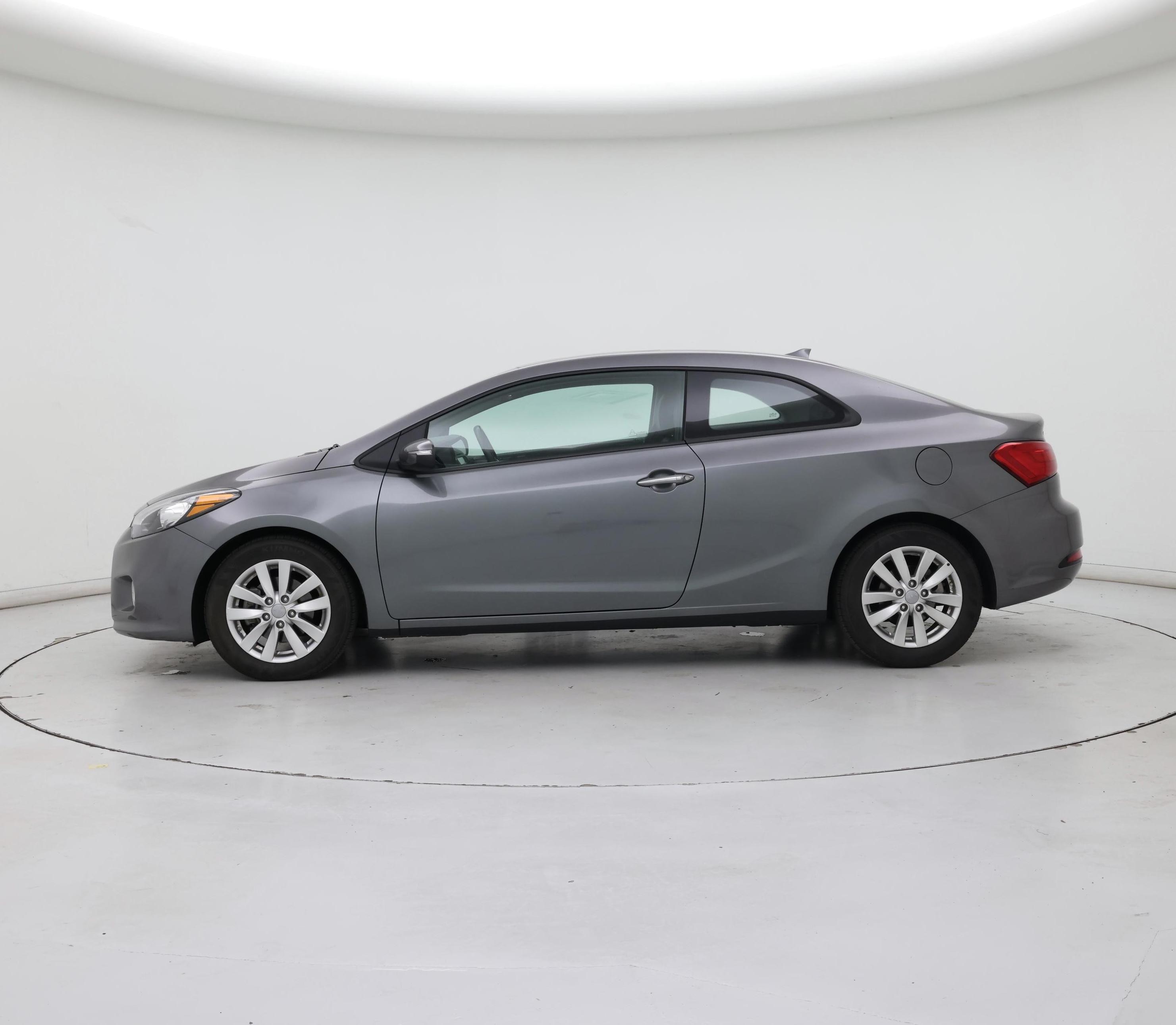 Thumbnail: 2016 Kia Forte - 3